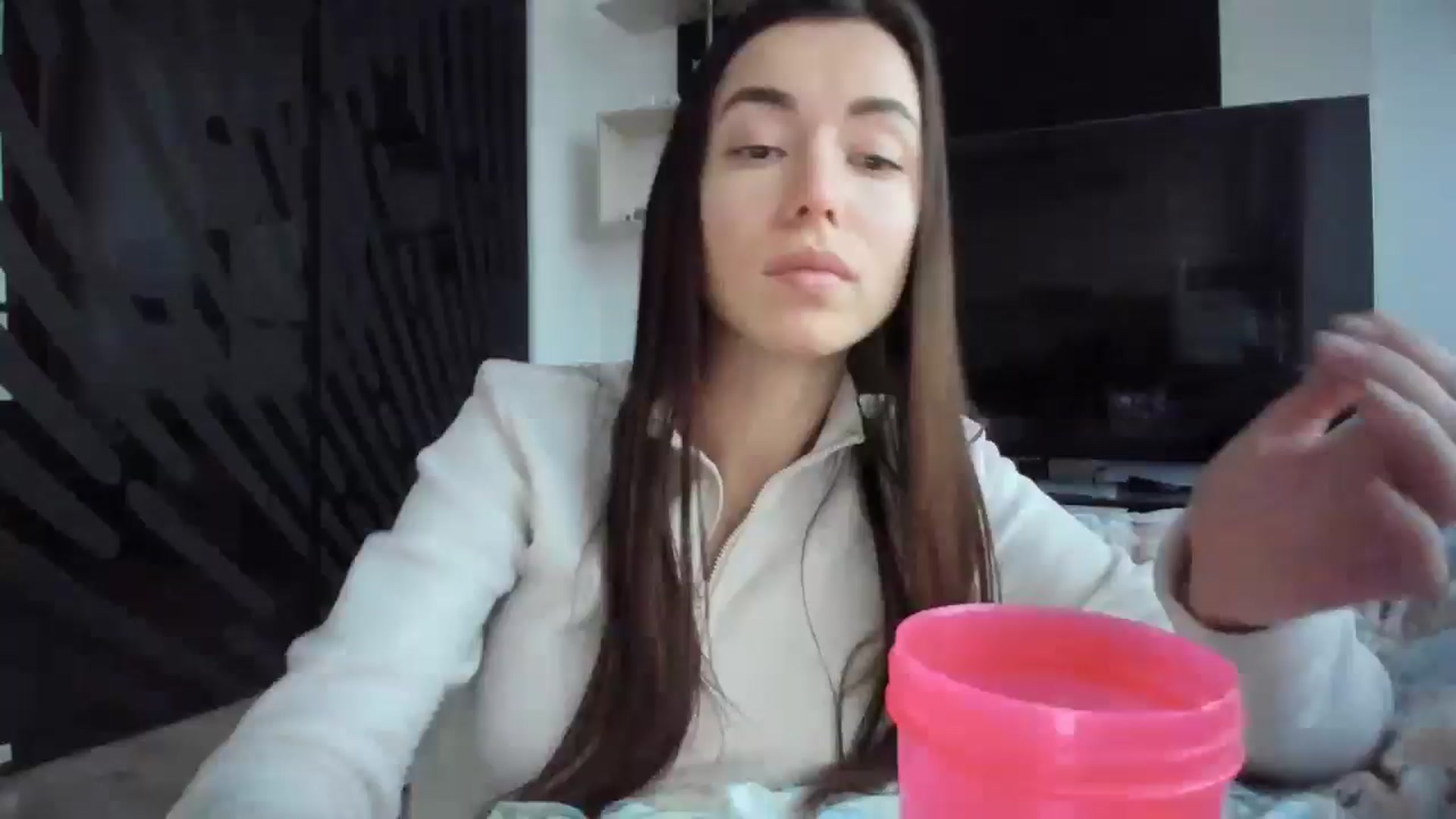 Gallery image thumbnail from laurensaenz's myfreecams stream on, 01/29/2026, 15:19 image 17 of 20
