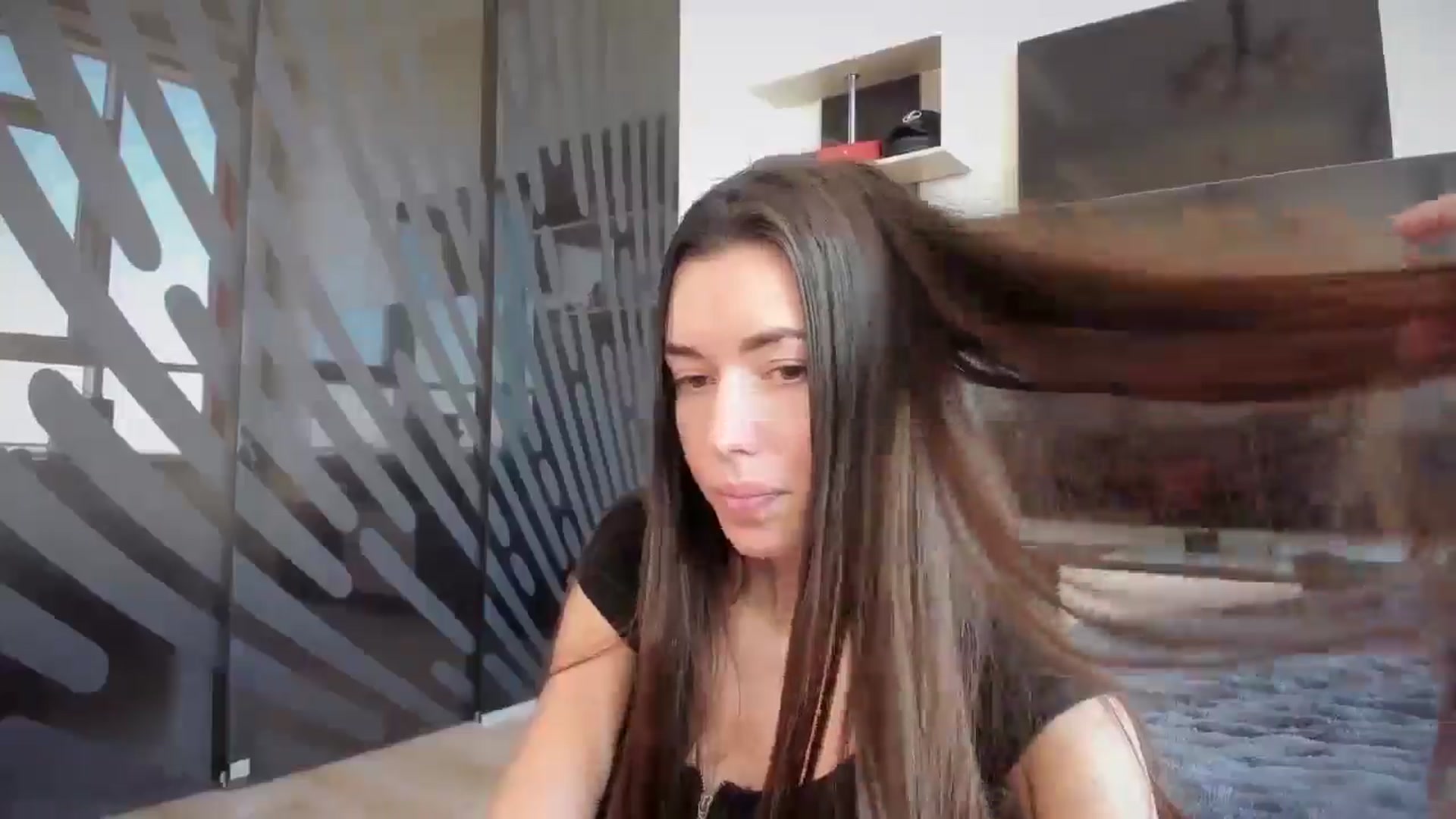 Gallery image thumbnail from laurensaenz's myfreecams stream on, 02/10/2026, 10:46 image 11 of 20
