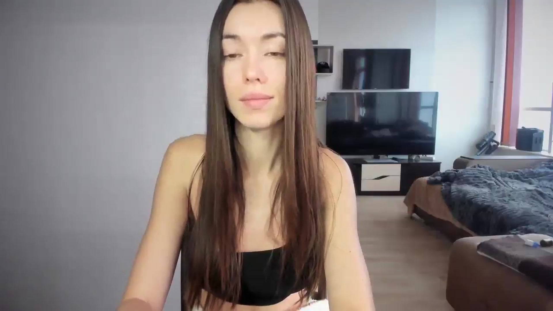 Gallery image thumbnail from laurensaenz's myfreecams stream on, 02/12/2026, 09:40 image 7 of 20