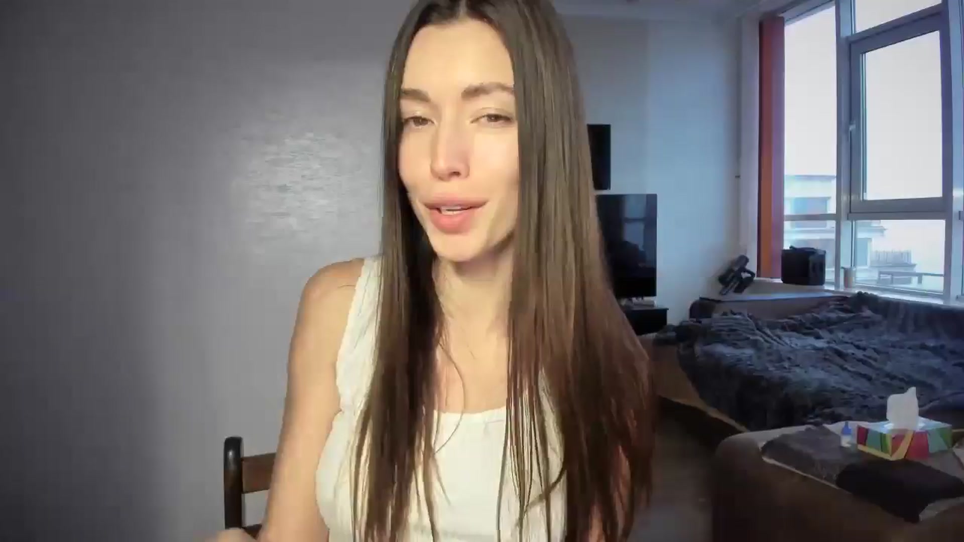 Gallery image thumbnail from laurensaenz's myfreecams stream on, 02/12/2026, 16:23 image 7 of 20