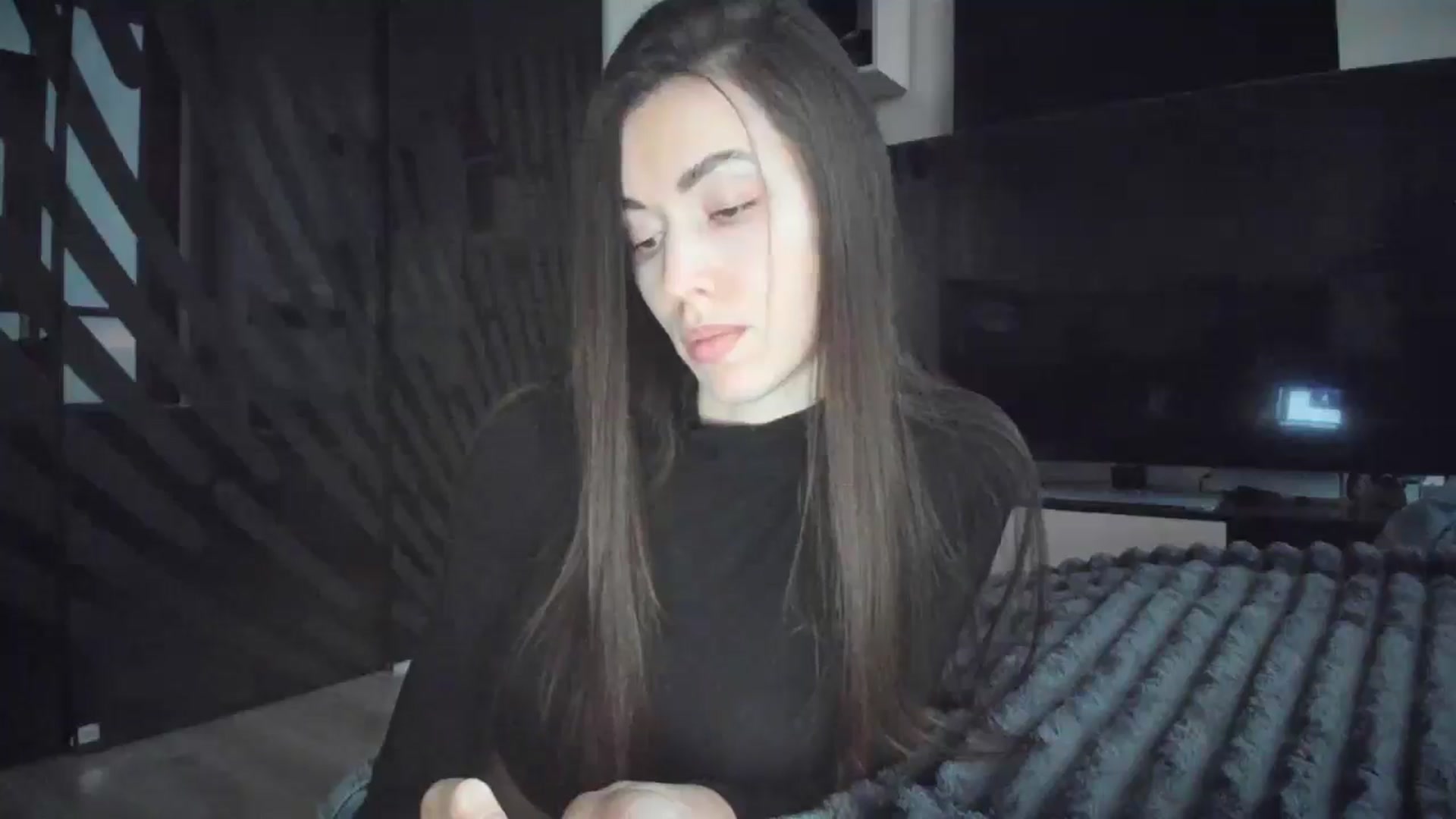 Gallery image thumbnail from laurensaenz's myfreecams stream on, 02/16/2026, 15:49 image 4 of 20