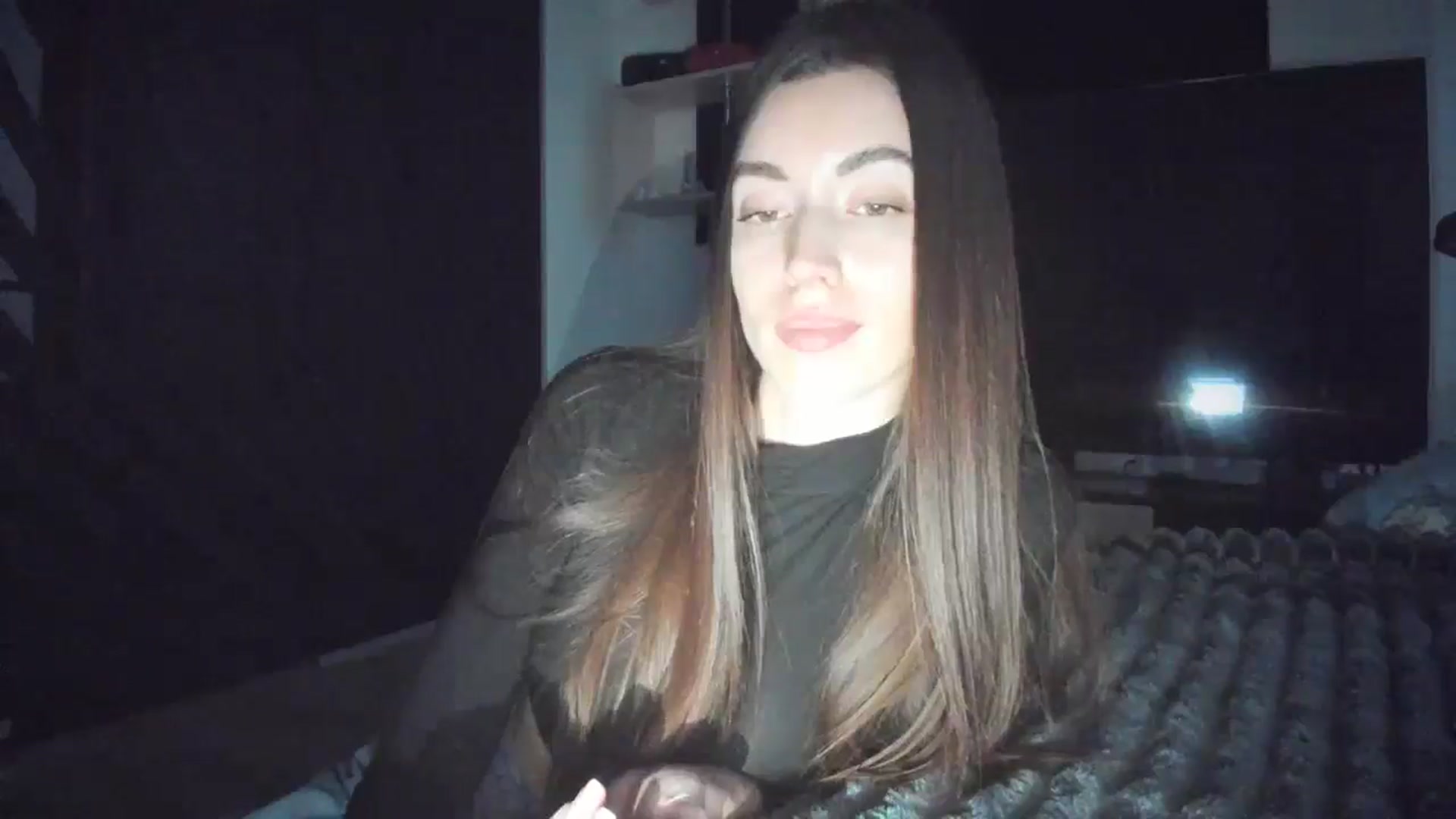 Gallery image thumbnail from laurensaenz's myfreecams stream on, 02/16/2026, 15:49 image 12 of 20