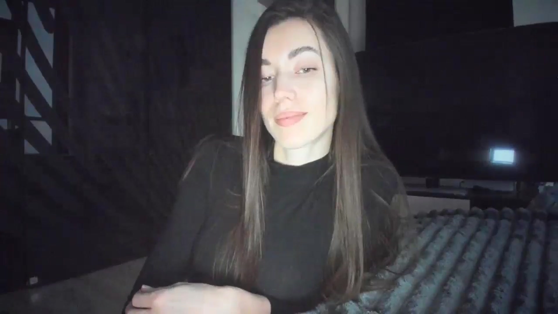 Gallery image thumbnail from laurensaenz's myfreecams stream on, 02/16/2026, 15:49 image 8 of 20