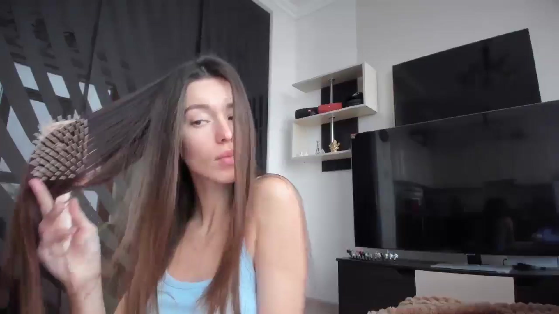 Gallery image thumbnail from laurensaenz's myfreecams stream on, 02/18/2026, 07:14 image 7 of 20