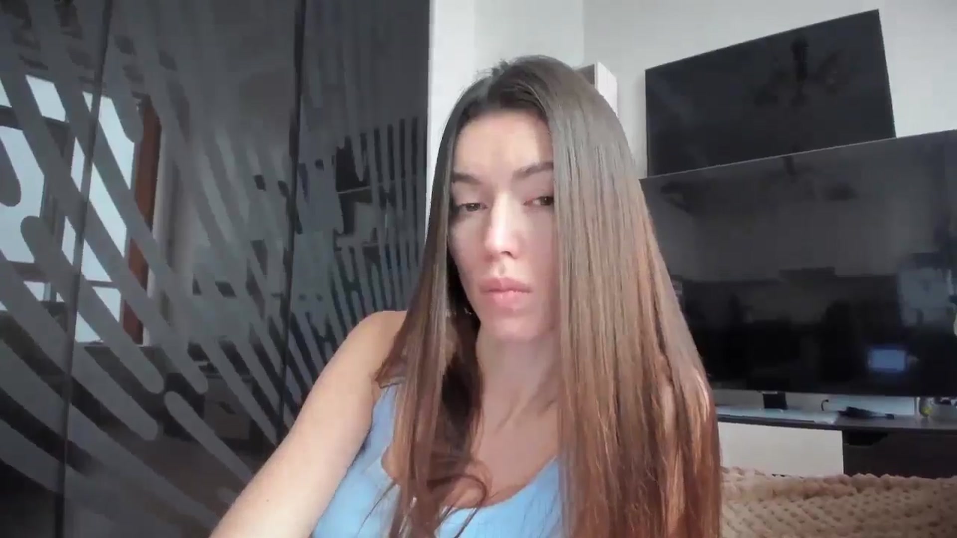 Gallery image thumbnail from laurensaenz's myfreecams stream on, 02/18/2026, 07:14 image 15 of 20