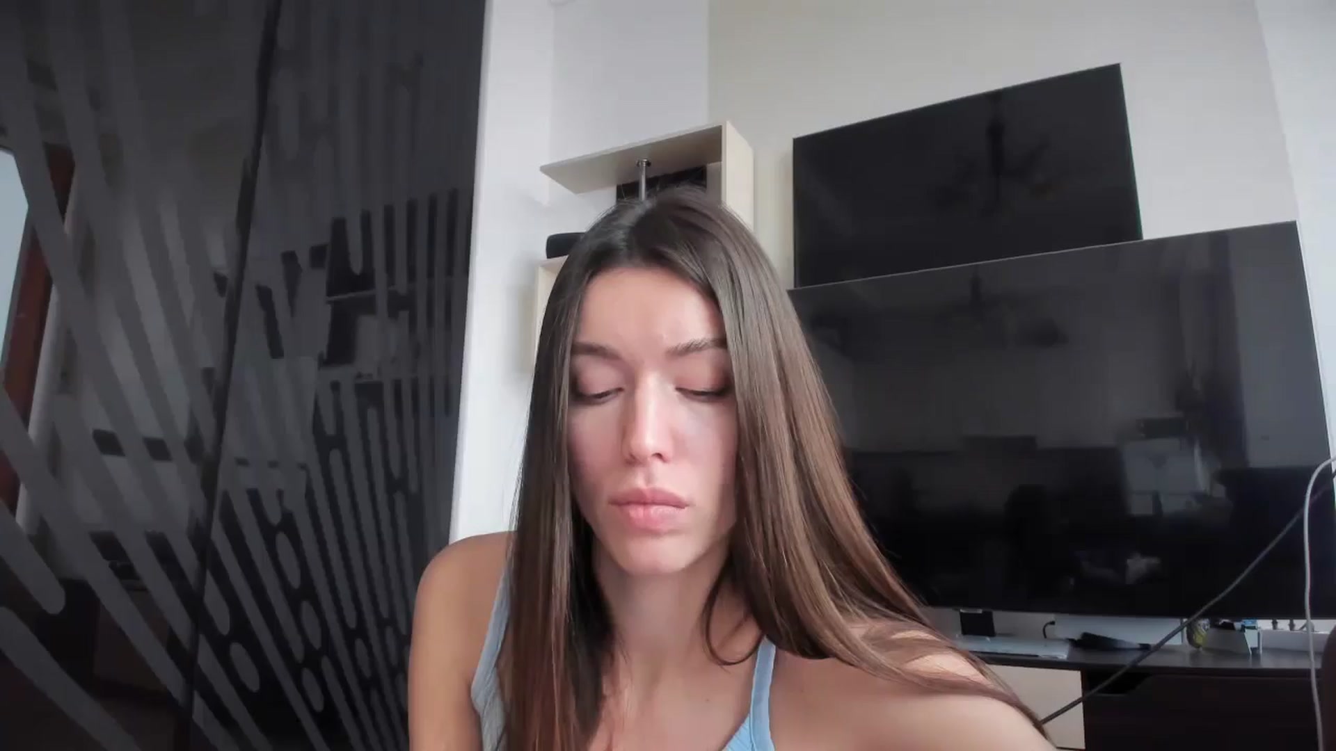 Gallery image thumbnail from laurensaenz's myfreecams stream on, 02/18/2026, 09:37 image 13 of 20