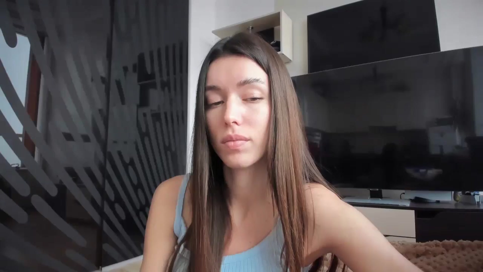 Gallery image thumbnail from laurensaenz's myfreecams stream on, 02/18/2026, 09:37 image 5 of 20