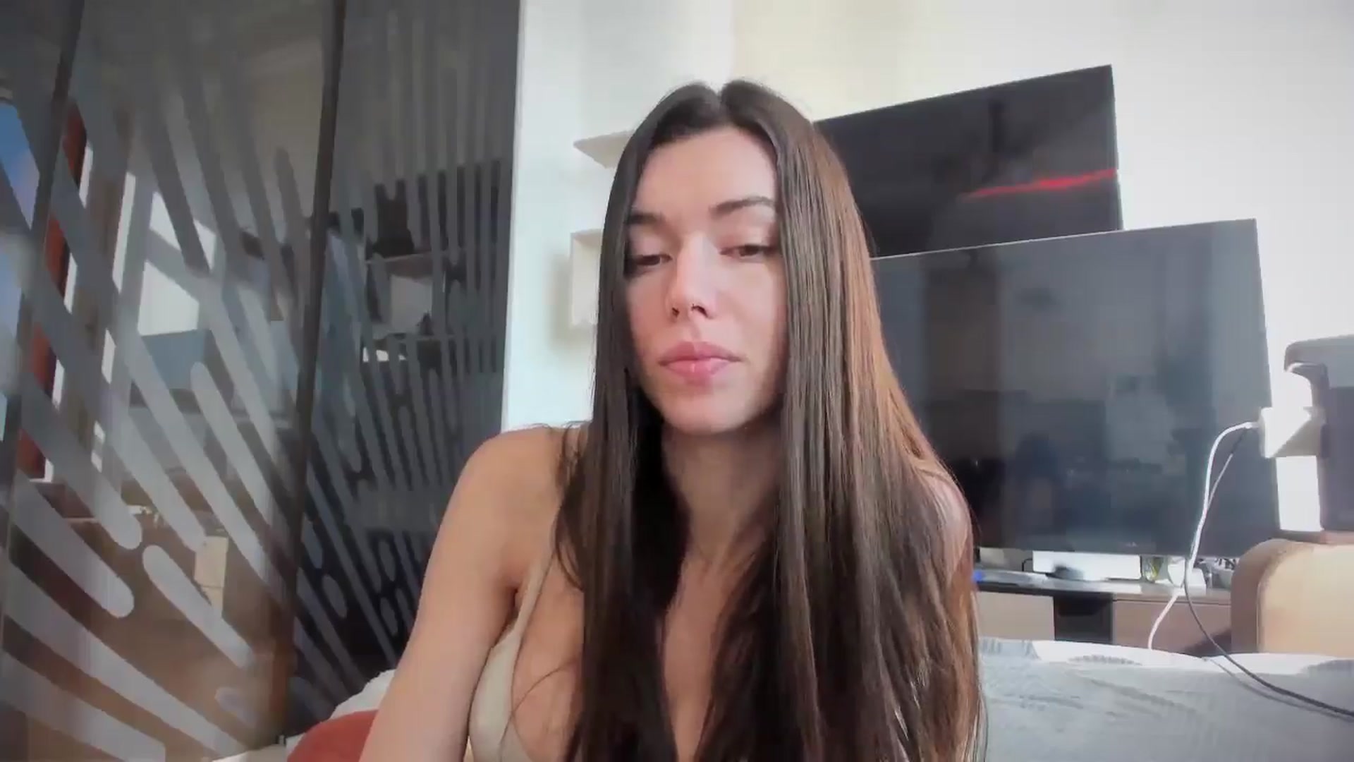 Gallery image thumbnail from laurensaenz's myfreecams stream on, 03/03/2026, 07:09 image 3 of 20