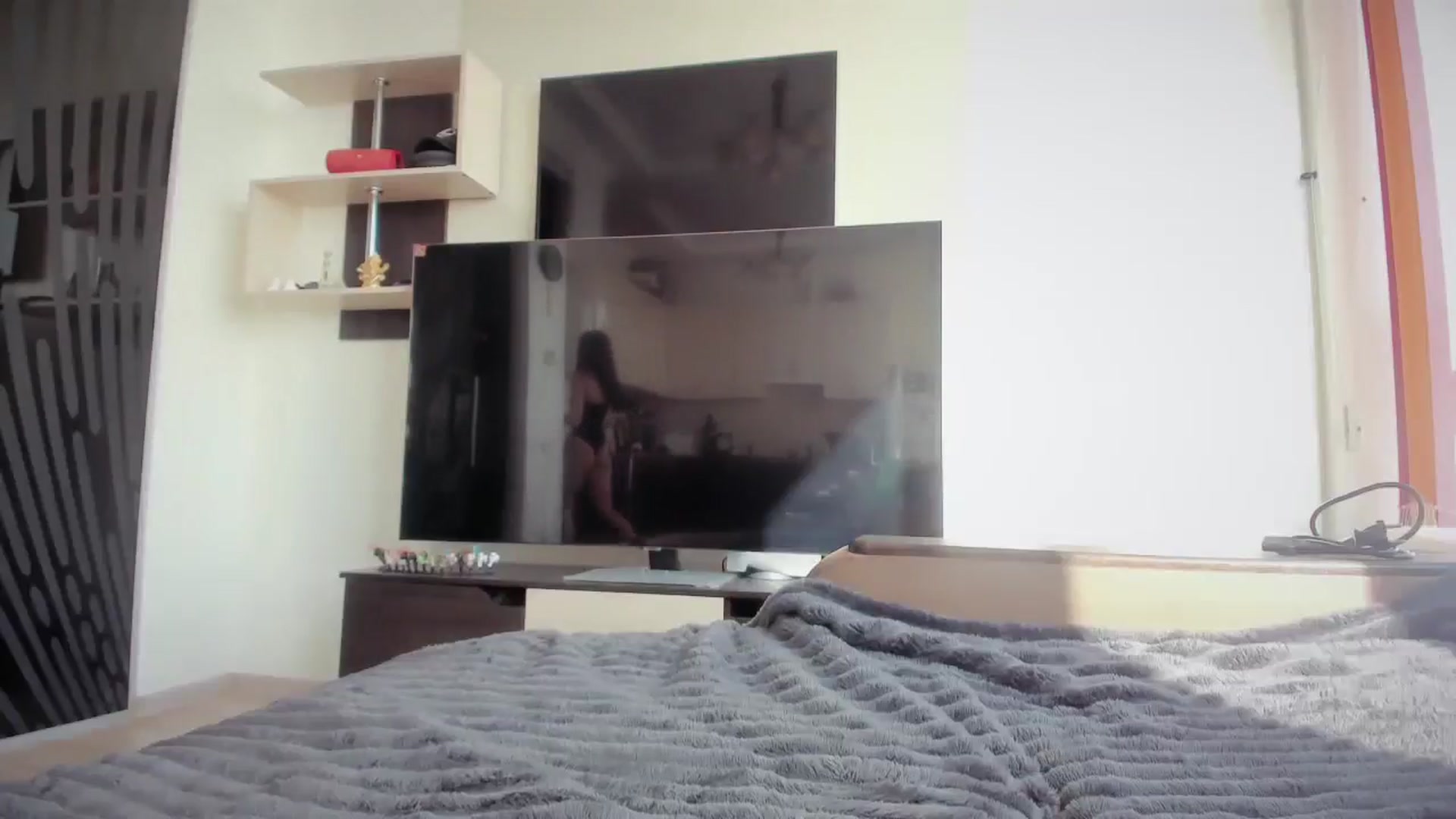 Gallery image thumbnail from laurensaenz's myfreecams stream on, 03/05/2026, 08:29 image 10 of 20