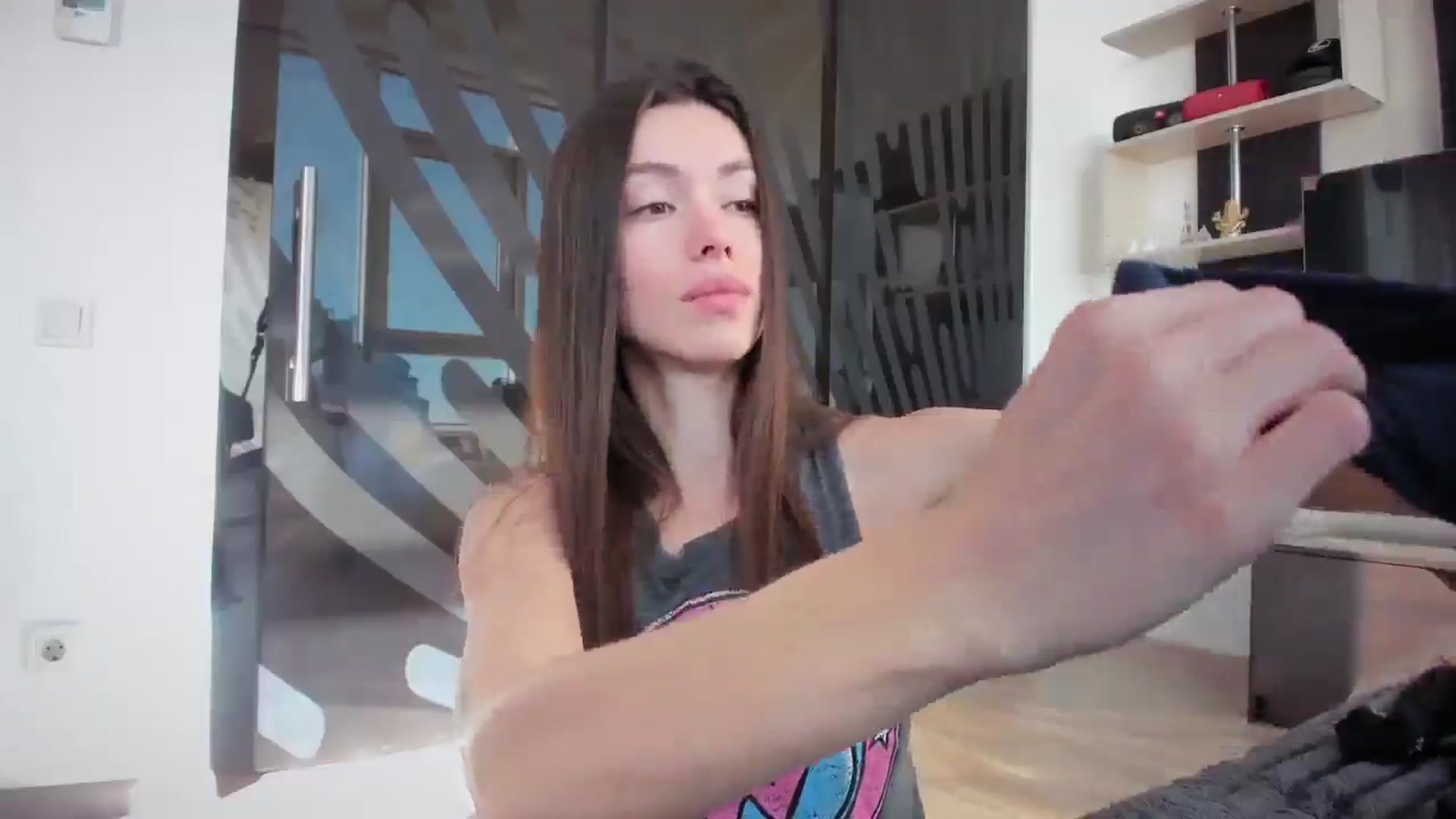 Gallery image thumbnail from laurensaenz's myfreecams stream on, 03/11/2026, 07:48 image 2 of 20