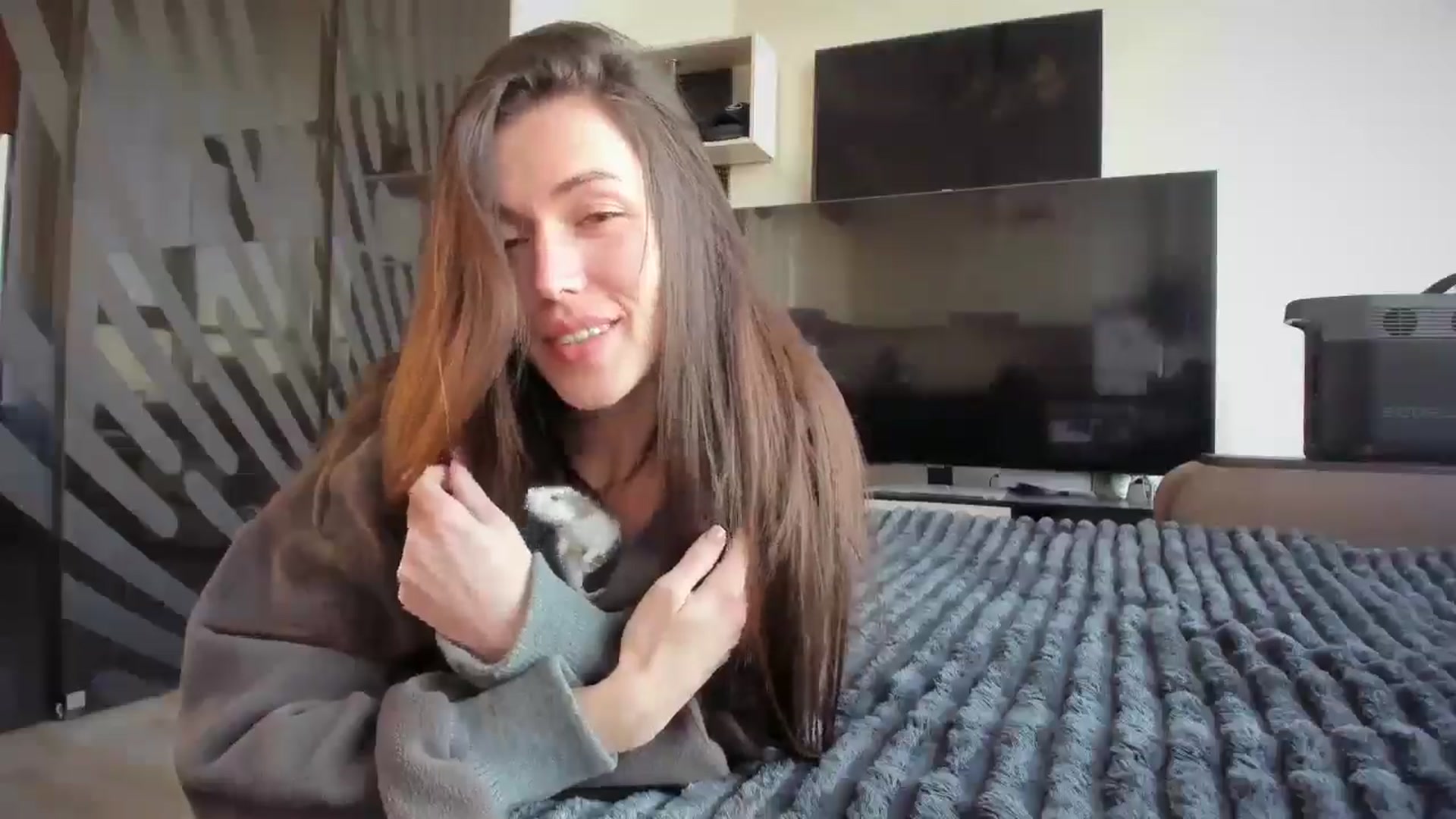 Gallery image thumbnail from laurensaenz's myfreecams stream on, 03/11/2026, 15:30 image 3 of 20