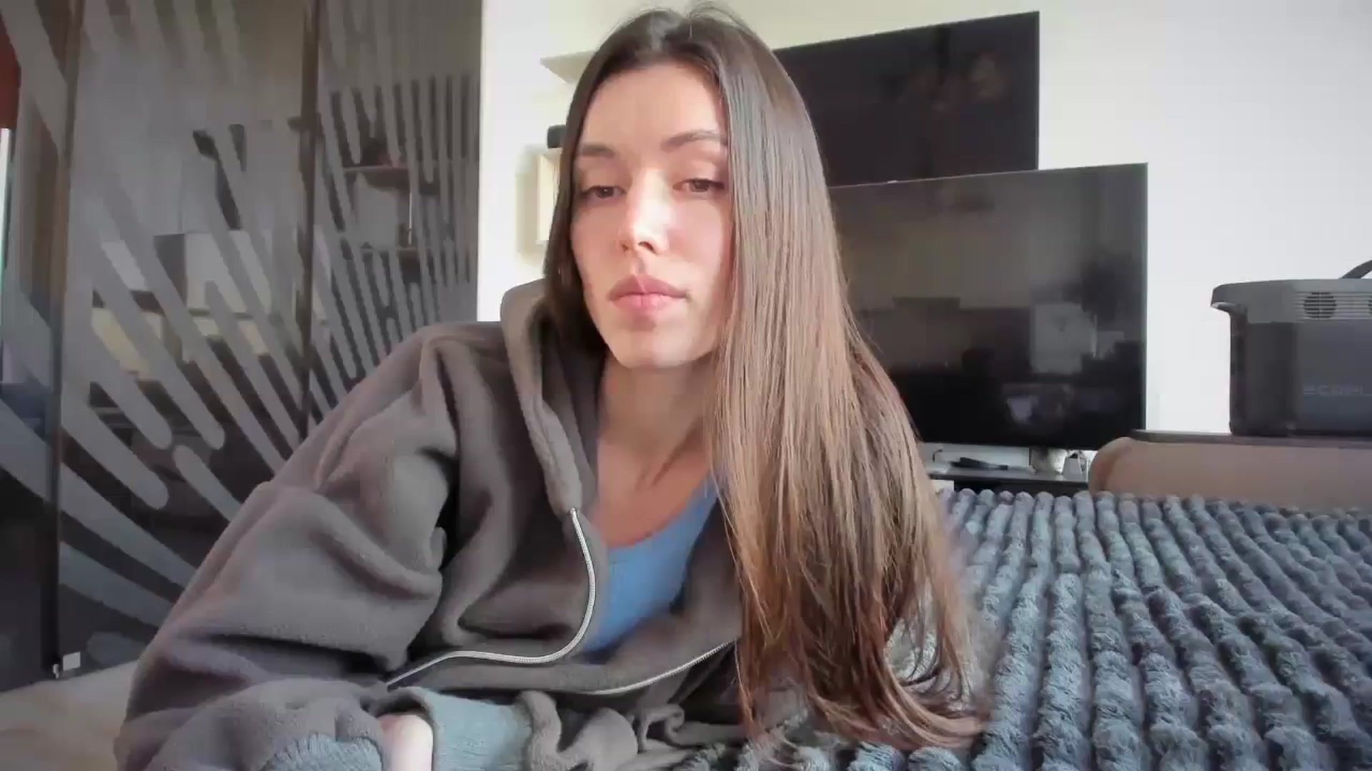 Gallery image thumbnail from laurensaenz's myfreecams stream on, 03/11/2026, 15:30 image 19 of 20