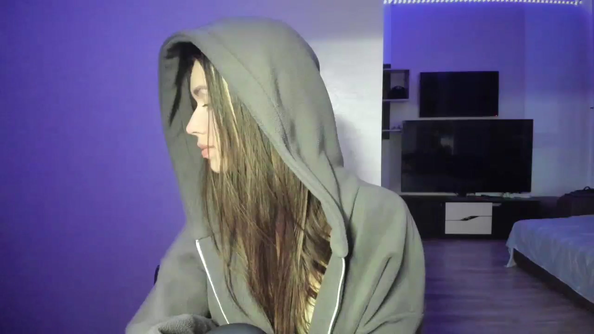 Gallery image thumbnail from laurensaenz's myfreecams stream on, 03/12/2026, 16:48 image 6 of 20