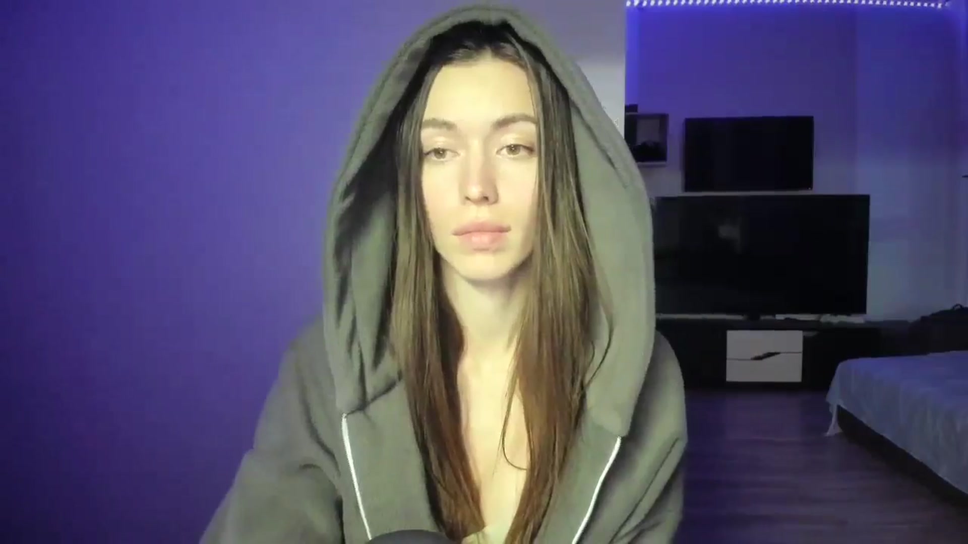 Gallery image thumbnail from laurensaenz's myfreecams stream on, 03/12/2026, 16:48 image 4 of 20