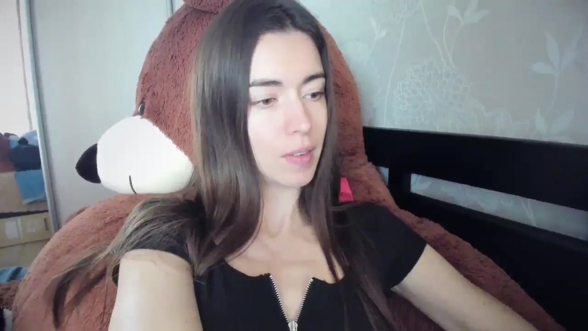 Gallery image thumbnail from laurensaenz's myfreecams stream on, 03/22/2026, 10:32 image 3 of 20