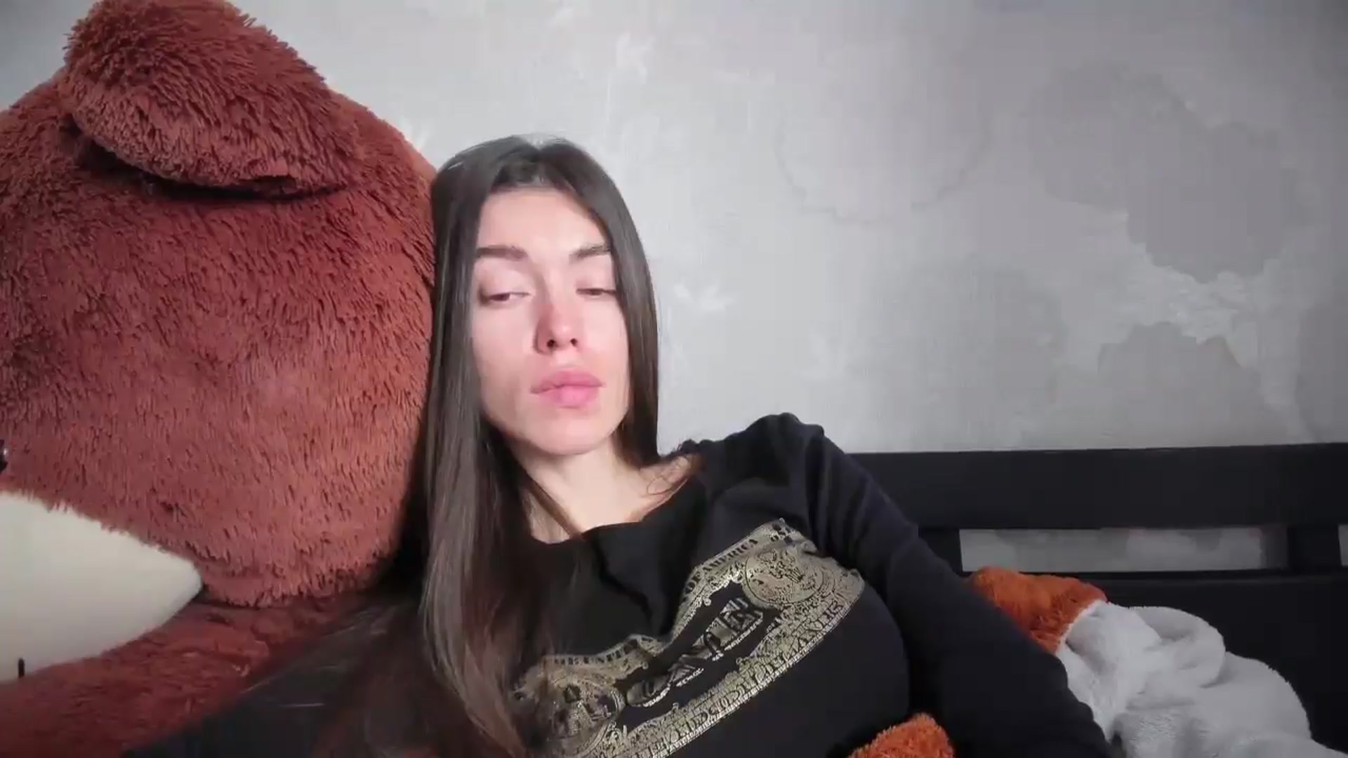 Gallery image thumbnail from laurensaenz's myfreecams stream on, 03/24/2026, 07:22 image 11 of 20