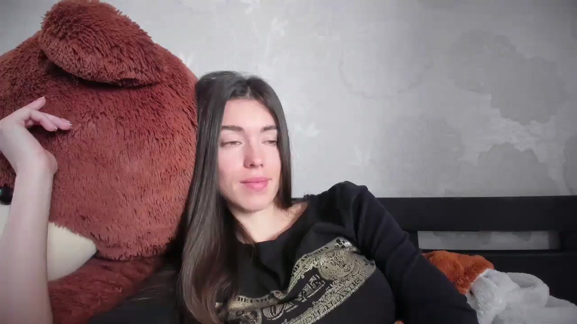 Gallery image thumbnail from laurensaenz's myfreecams stream on, 03/24/2026, 07:22 image 12 of 20