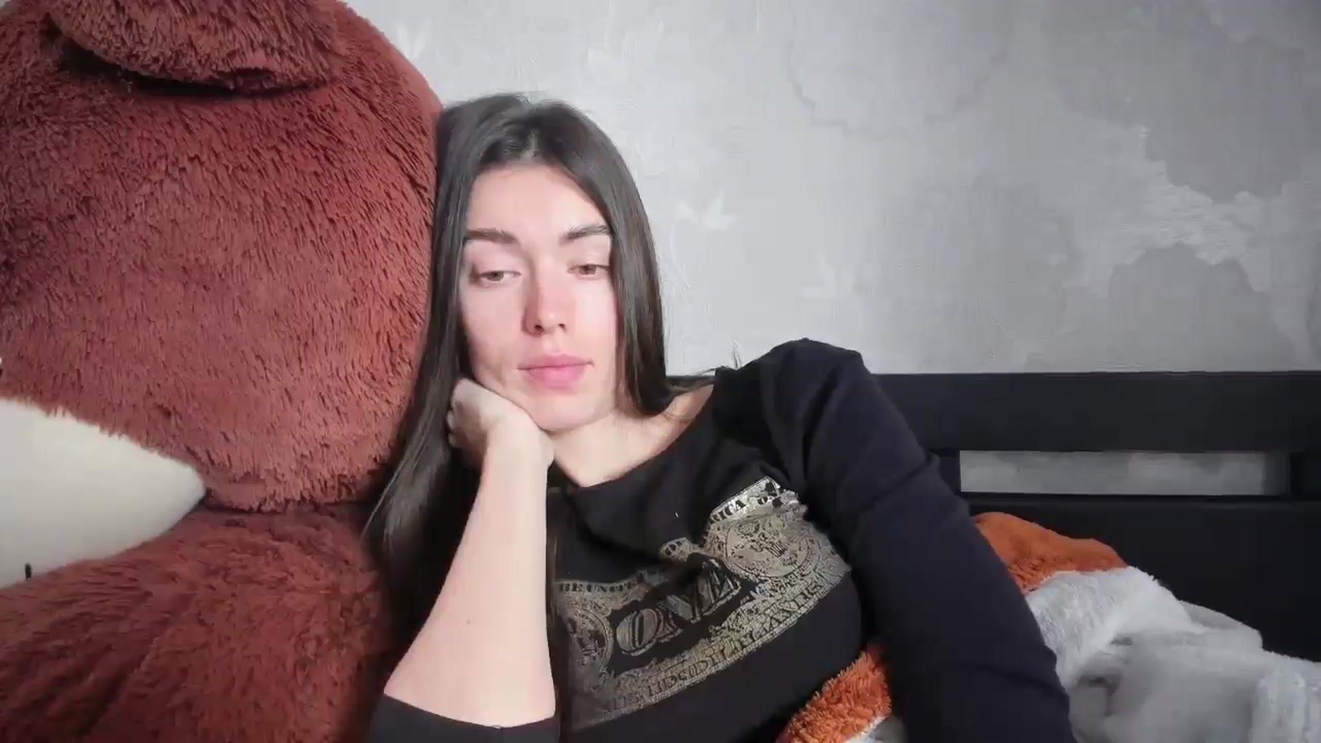 Gallery image thumbnail from laurensaenz's myfreecams stream on, 03/24/2026, 07:22 image 18 of 20