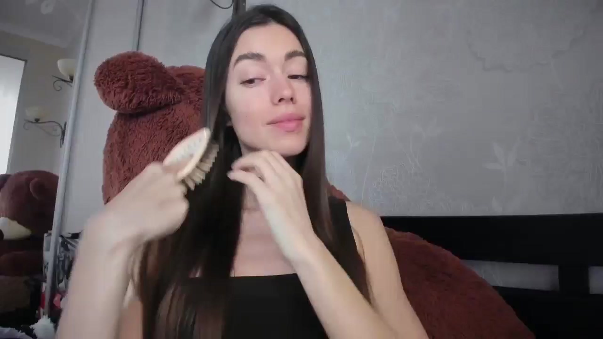 Gallery image thumbnail from laurensaenz's myfreecams stream on, 03/25/2026, 06:49 image 14 of 20