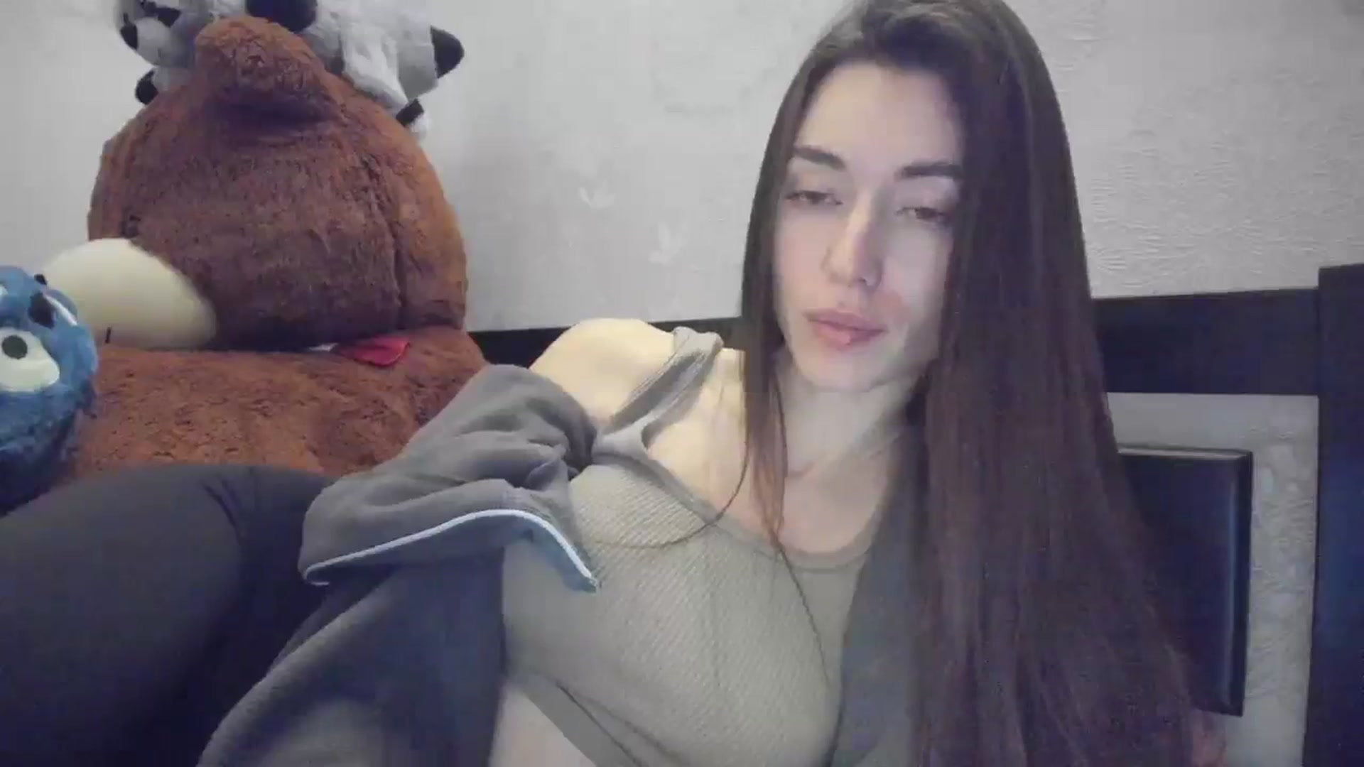 Gallery image thumbnail from laurensaenz's myfreecams stream on, 03/27/2026, 18:06 image 17 of 20