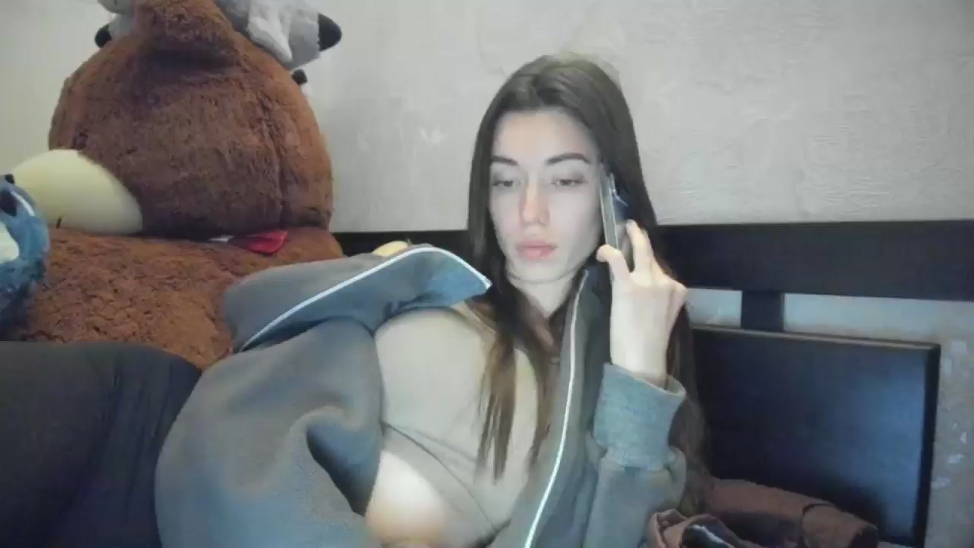Gallery image thumbnail from laurensaenz's myfreecams stream on, 03/27/2026, 18:06 image 1 of 20