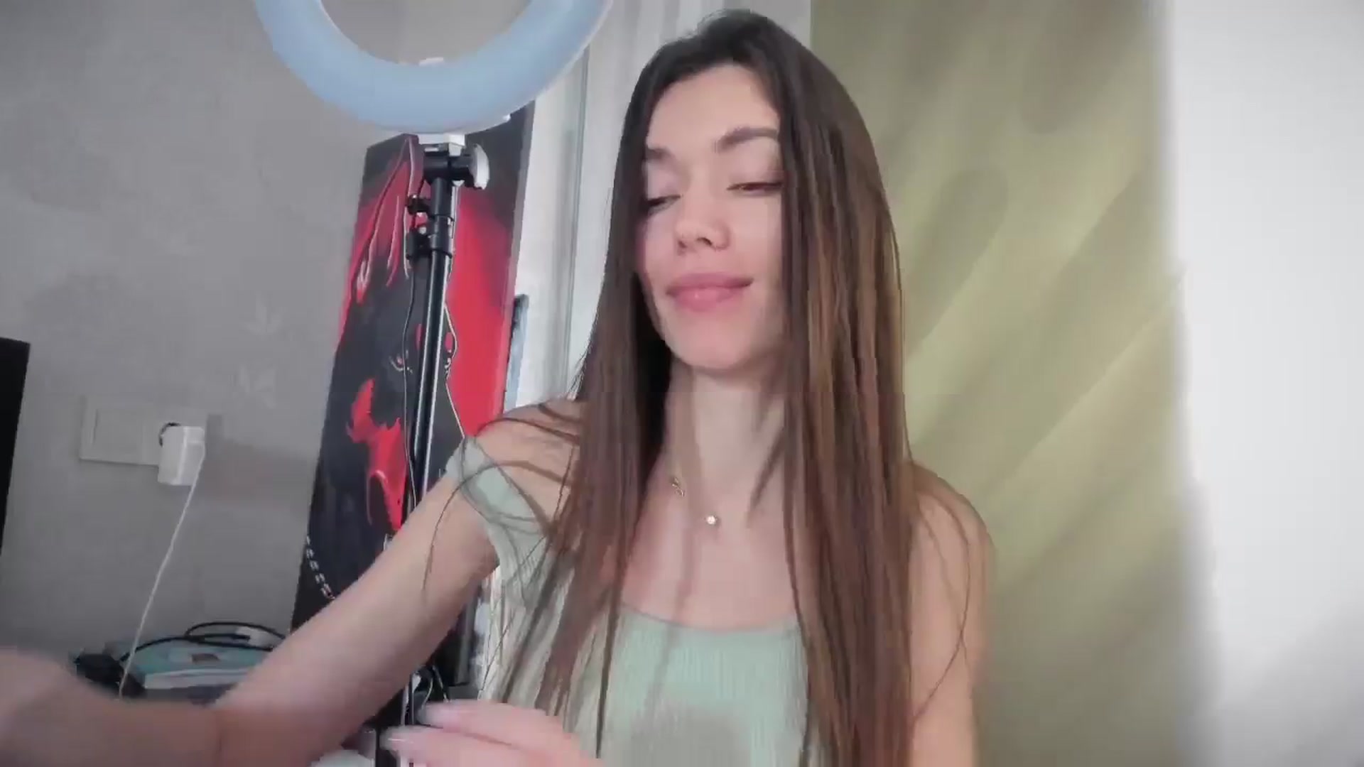Gallery image thumbnail from laurensaenz's myfreecams stream on, 04/04/2026, 06:50 image 17 of 20