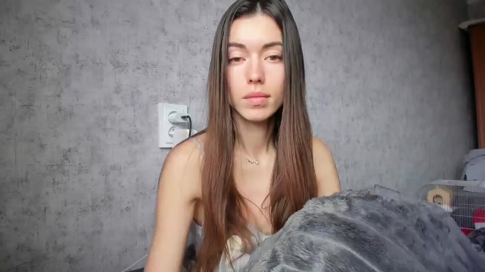 Gallery image thumbnail from laurensaenz's myfreecams stream on, 04/08/2026, 07:09 image 1 of 20