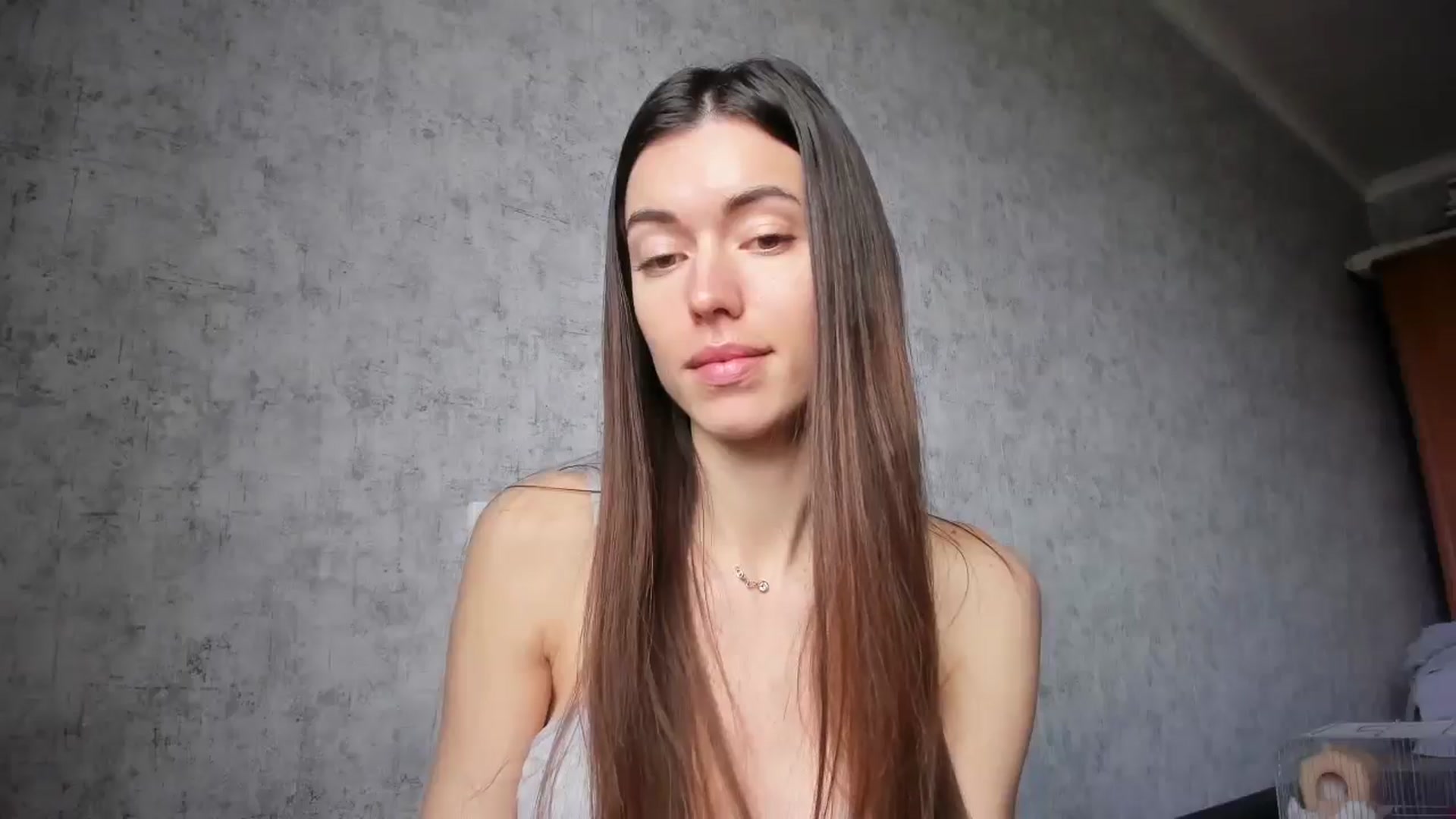 Gallery image thumbnail from laurensaenz's myfreecams stream on, 04/08/2026, 07:09 image 14 of 20