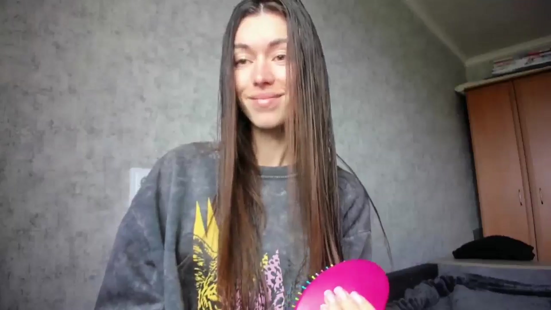 Gallery image thumbnail from laurensaenz's myfreecams stream on, 04/10/2026, 09:13 image 4 of 20