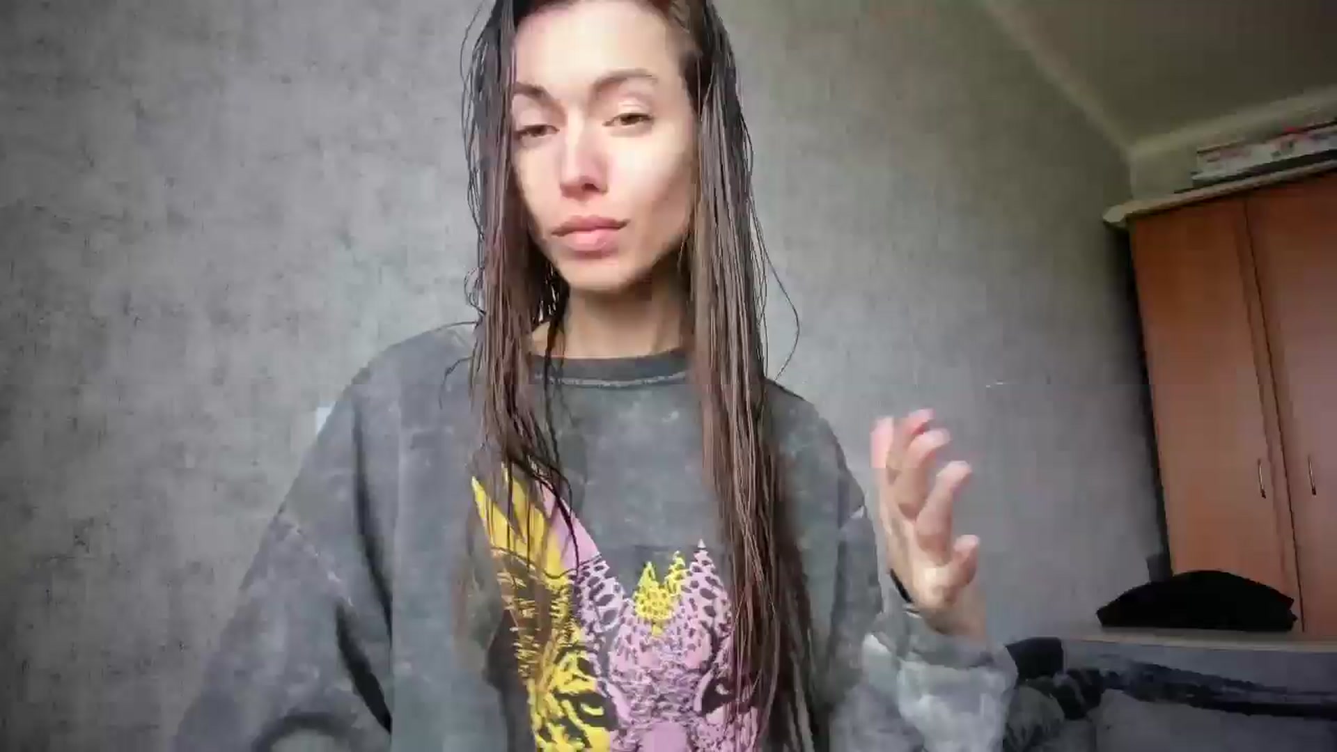 Gallery image thumbnail from laurensaenz's myfreecams stream on, 04/10/2026, 09:13 image 1 of 20