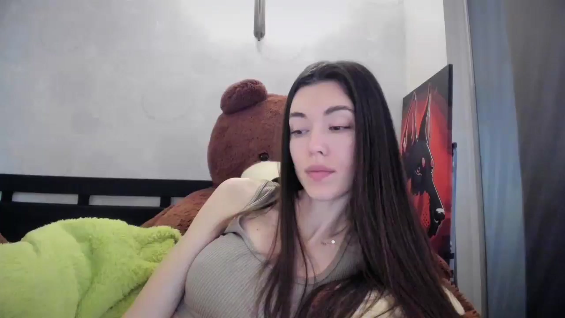 Gallery image thumbnail from laurensaenz's myfreecams stream on, 04/20/2026, 04:36 image 17 of 20