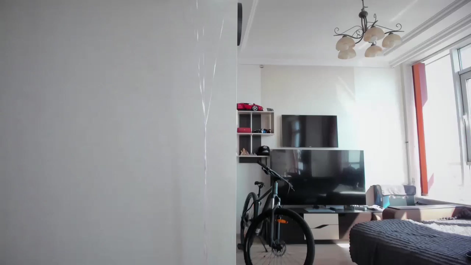 Gallery image thumbnail from laurensaenz's myfreecams stream on, 04/22/2026, 07:39 image 1 of 20