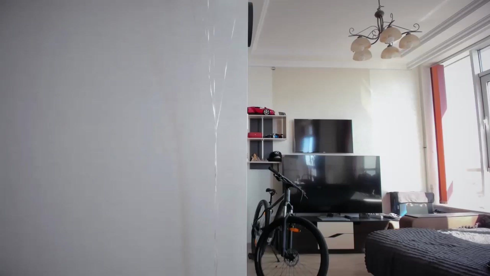 Gallery image thumbnail from laurensaenz's myfreecams stream on, 04/22/2026, 07:39 image 10 of 20