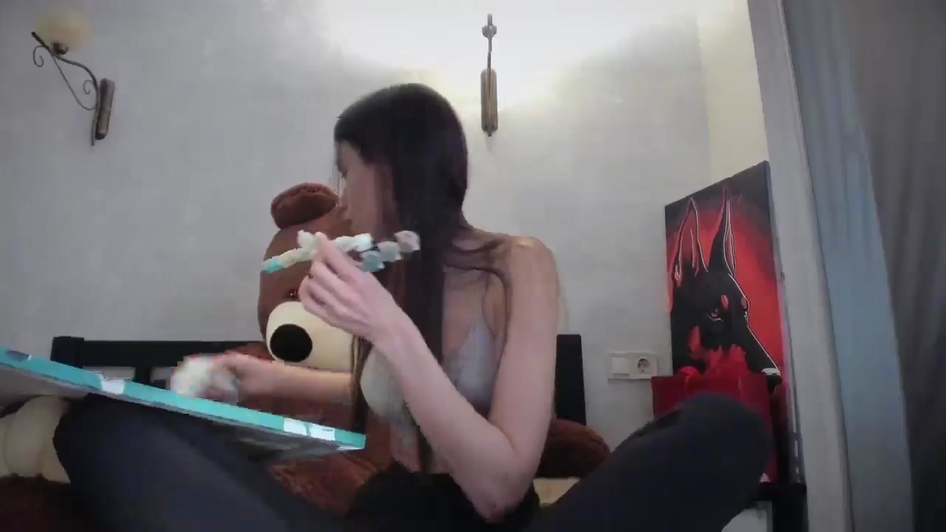 Gallery image thumbnail from laurensaenz's myfreecams stream on, 04/22/2026, 16:04 image 14 of 20