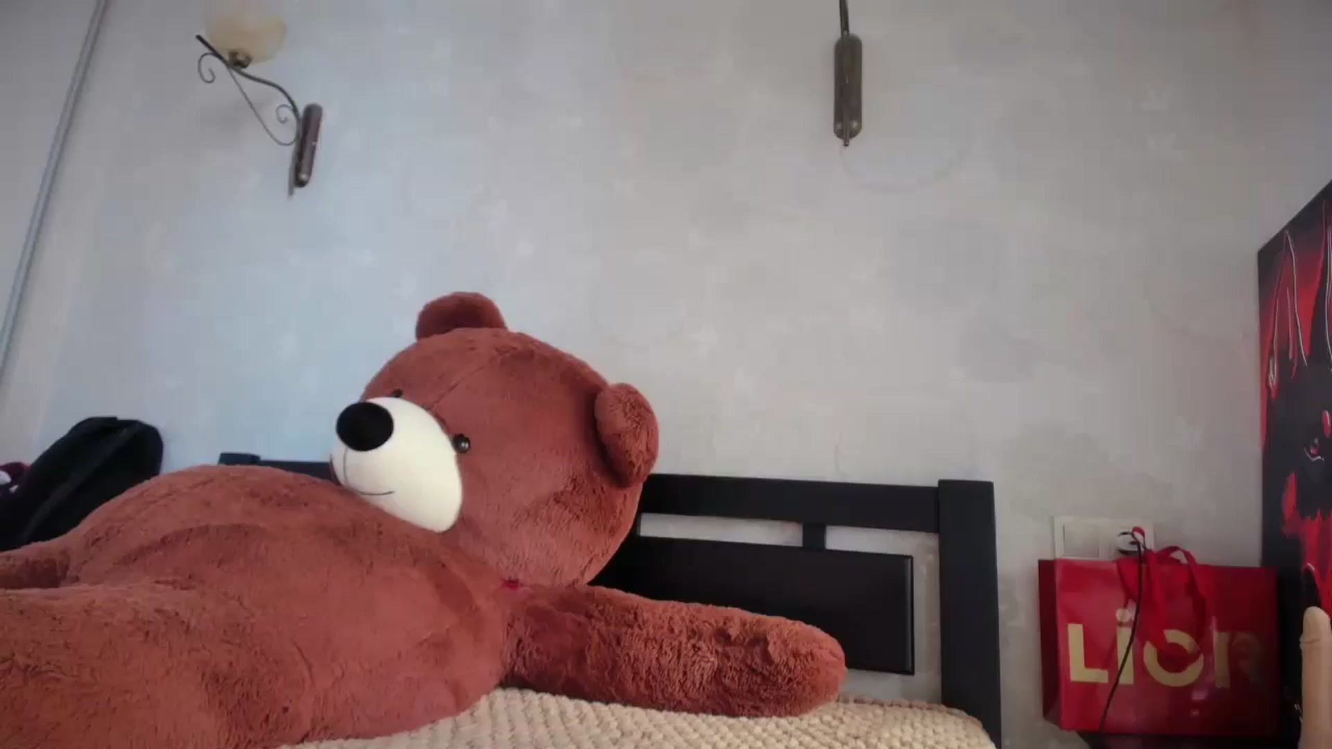 Gallery image thumbnail from laurensaenz's myfreecams stream on, 05/04/2026, 05:19 image 1 of 20