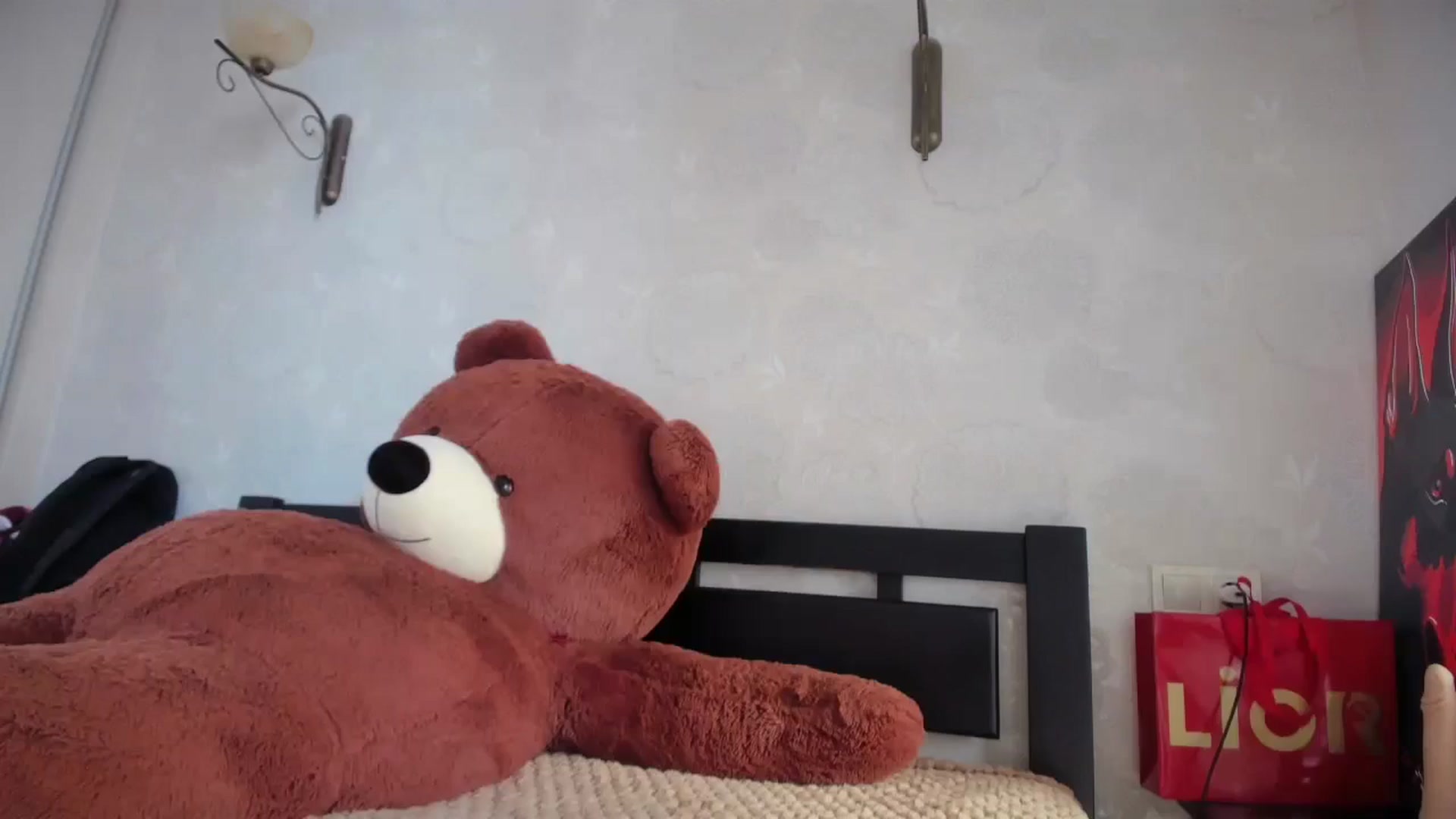 Gallery image thumbnail from laurensaenz's myfreecams stream on, 05/04/2026, 05:19 image 12 of 20