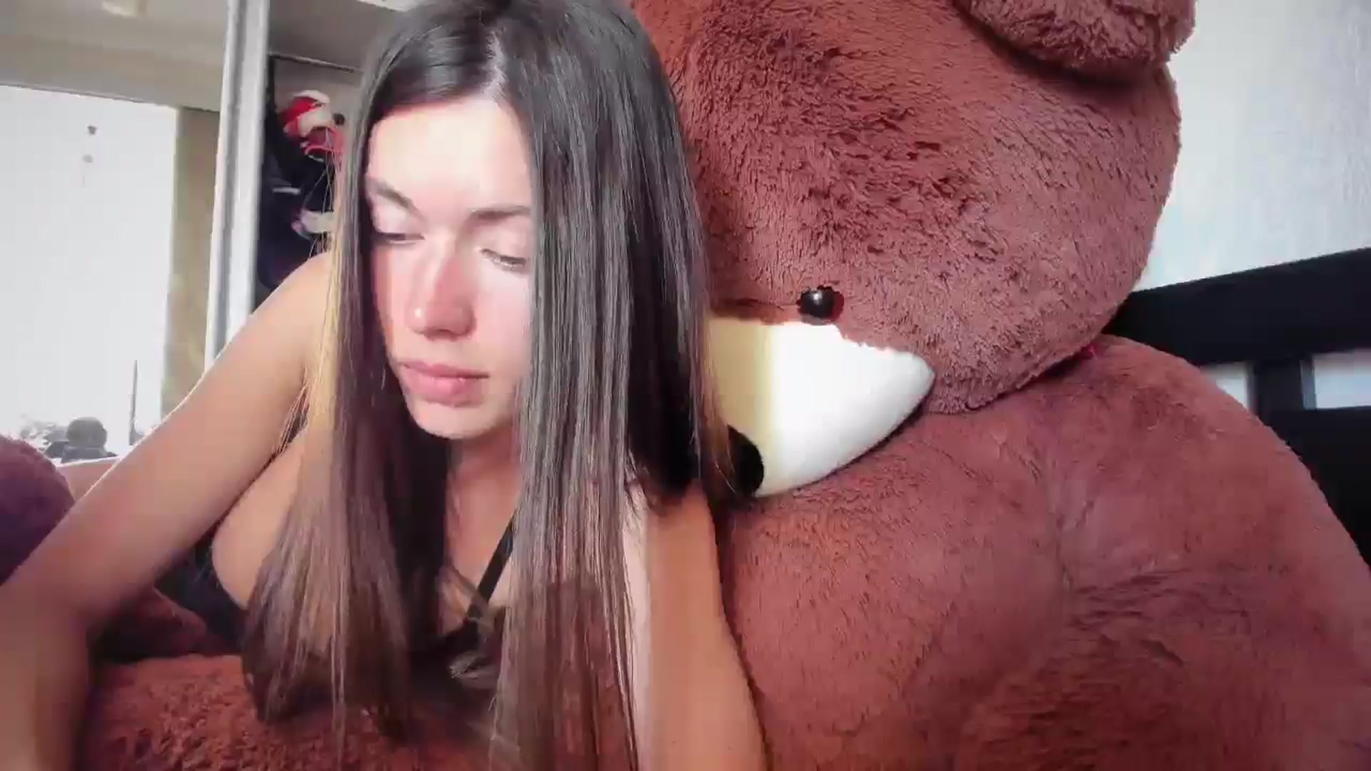 Gallery image thumbnail from laurensaenz's myfreecams stream on, 05/06/2026, 08:17 image 5 of 20