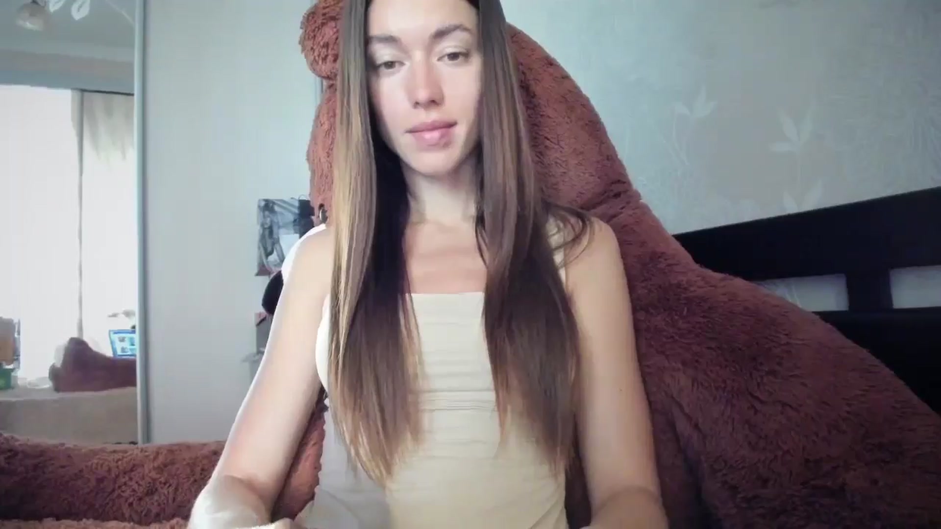 Gallery image thumbnail from laurensaenz's myfreecams stream on, 05/09/2026, 05:16 image 7 of 20