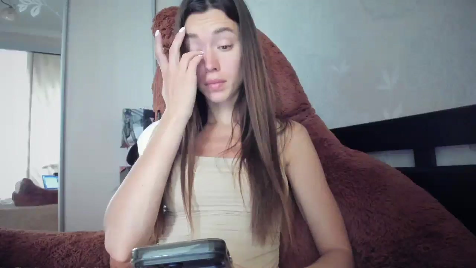 Gallery image thumbnail from laurensaenz's myfreecams stream on, 05/09/2026, 05:16 image 12 of 20
