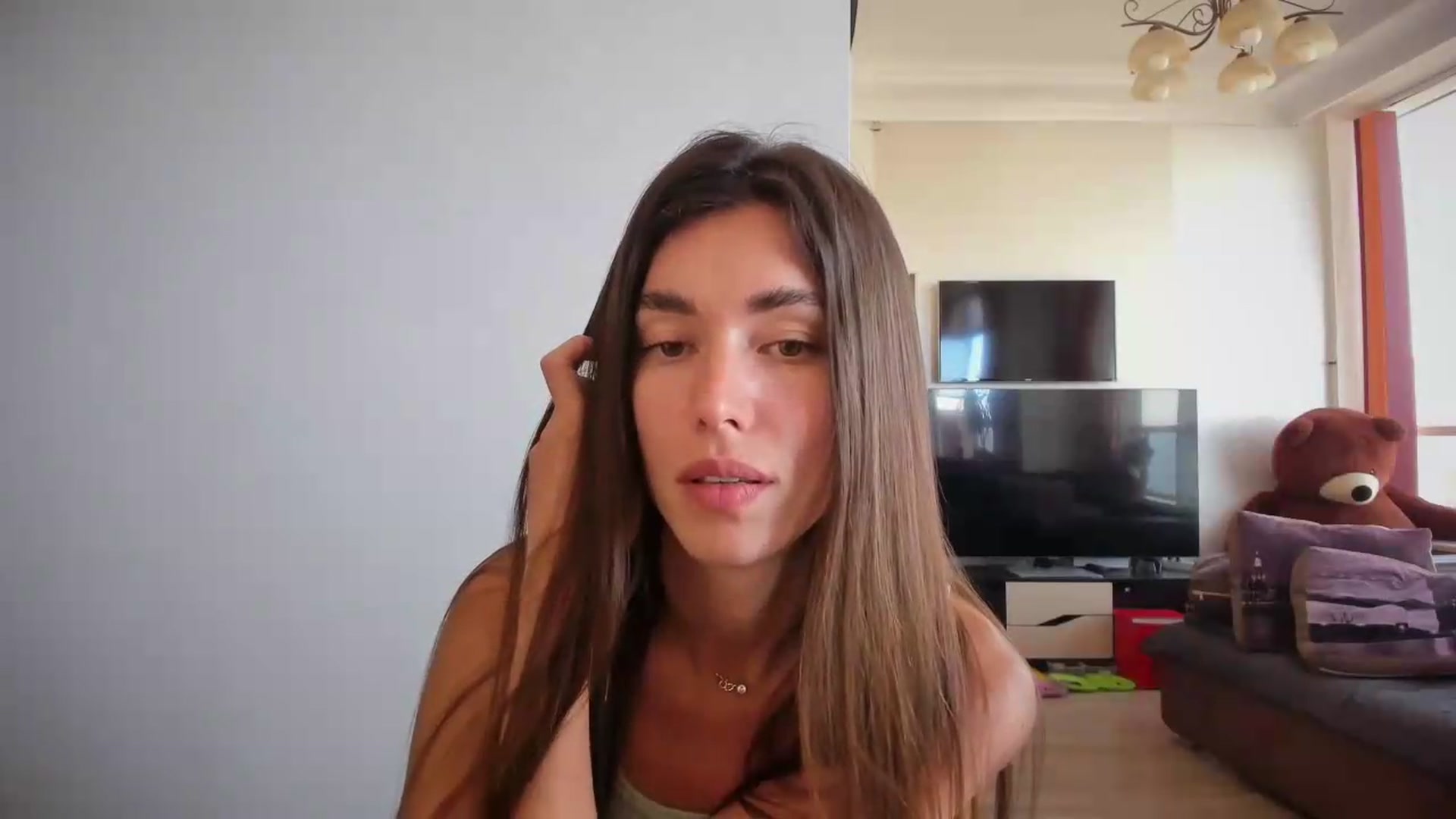 Gallery image thumbnail from laurensaenz's myfreecams stream on, 06/01/2026, 14:50 image 20 of 20