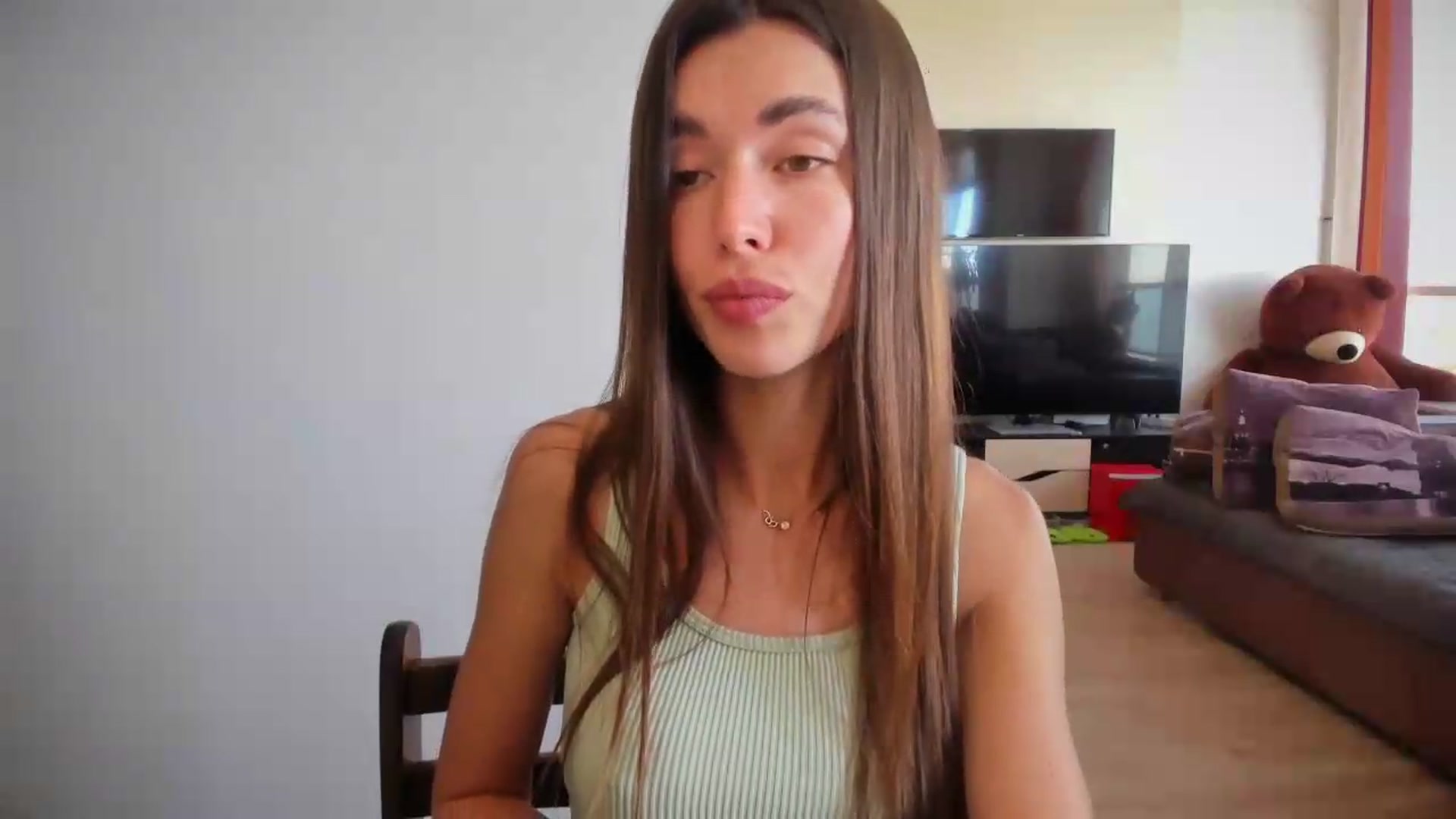 Gallery image thumbnail from laurensaenz's myfreecams stream on, 06/01/2026, 14:50 image 4 of 20