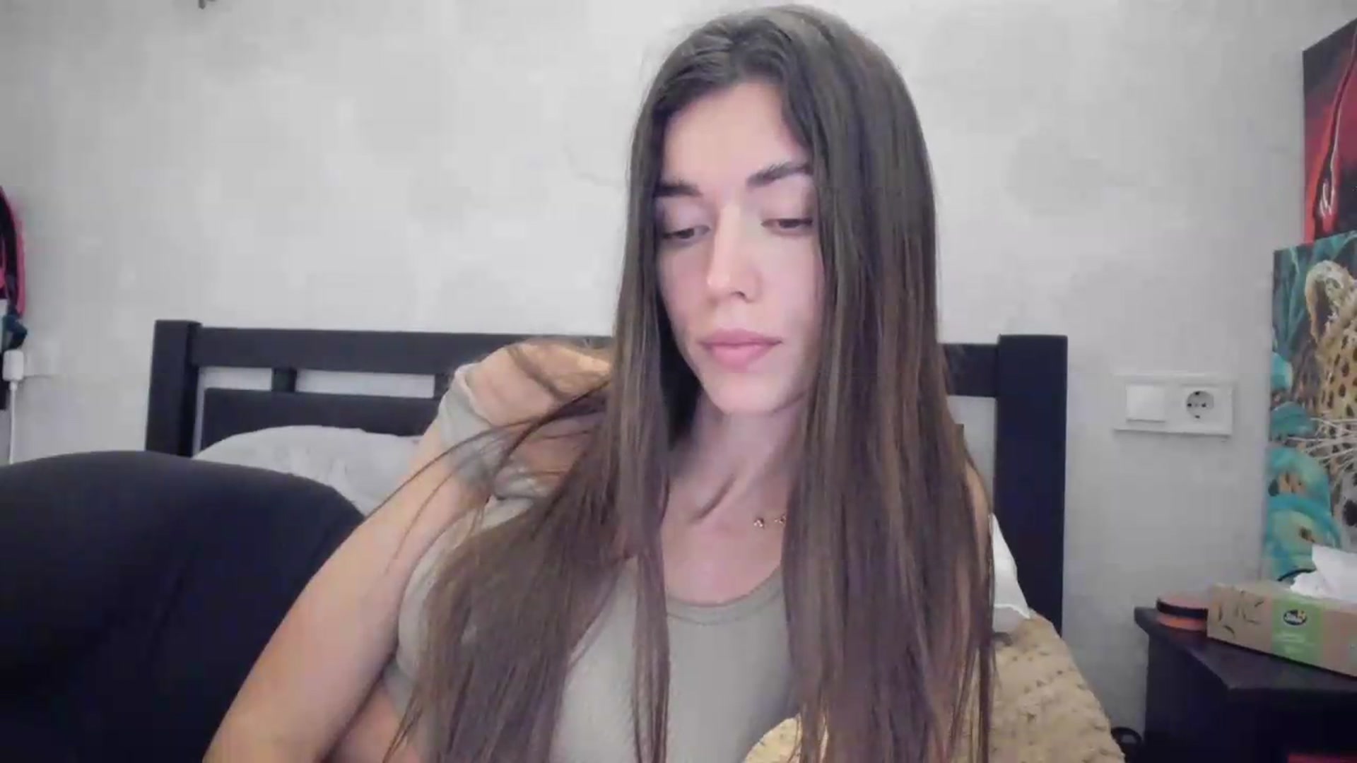 Gallery image thumbnail from laurensaenz's myfreecams stream on, 06/02/2026, 17:03 image 10 of 20