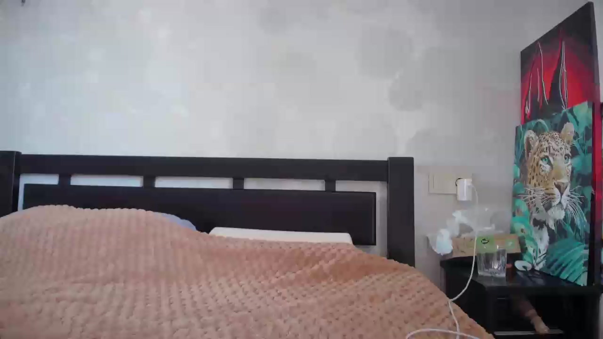 Gallery image thumbnail from laurensaenz's myfreecams stream on, 06/05/2026, 06:48 image 1 of 20