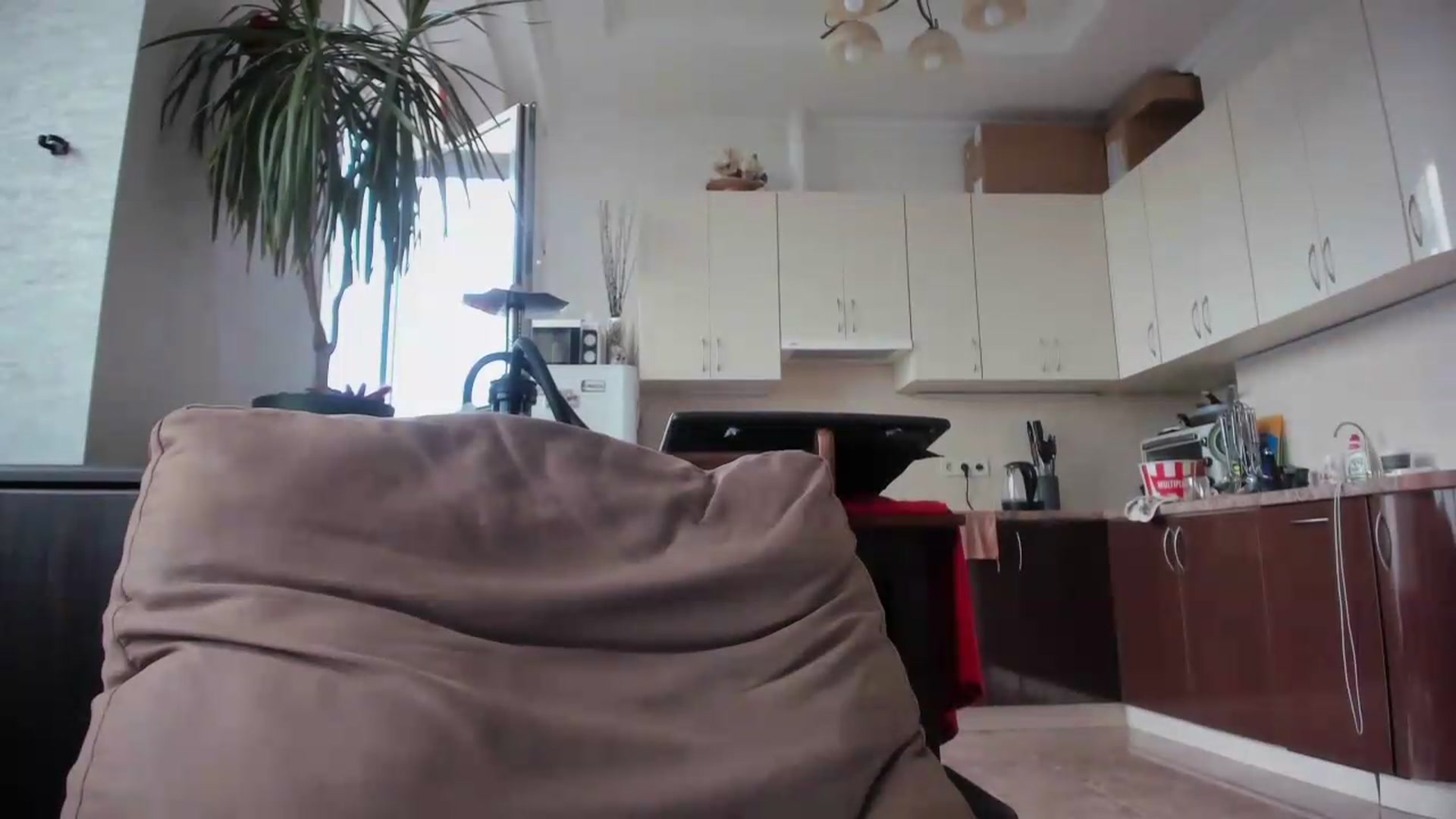 Gallery image thumbnail from laurensaenz's myfreecams stream on, 06/10/2026, 07:34 image 3 of 20