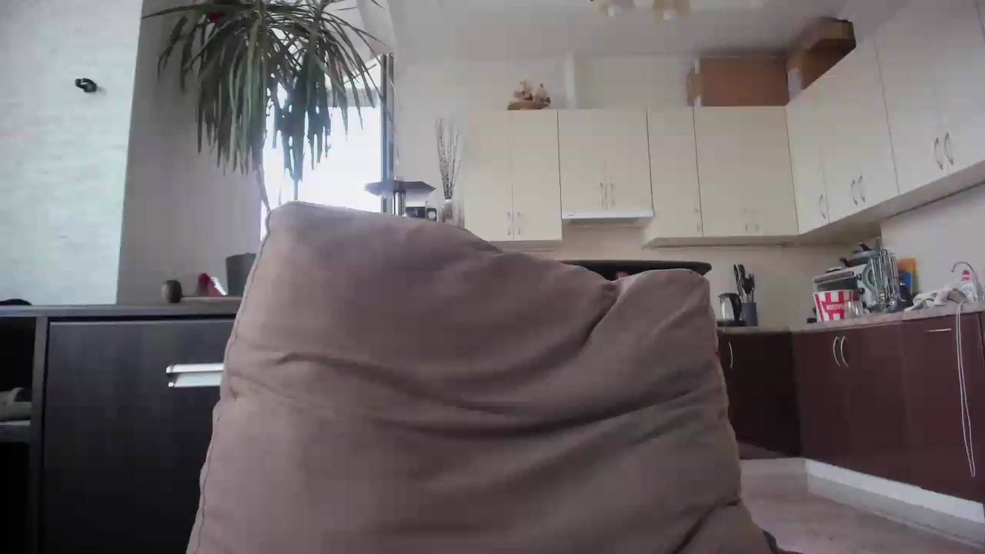 Gallery image thumbnail from laurensaenz's myfreecams stream on, 06/10/2026, 07:34 image 12 of 20