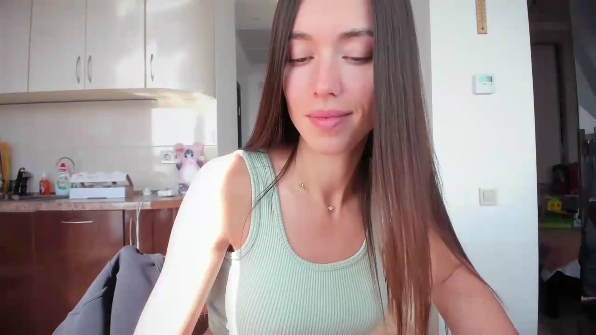 Gallery image thumbnail from laurensaenz's myfreecams stream on, 06/16/2026, 06:15 image 17 of 20