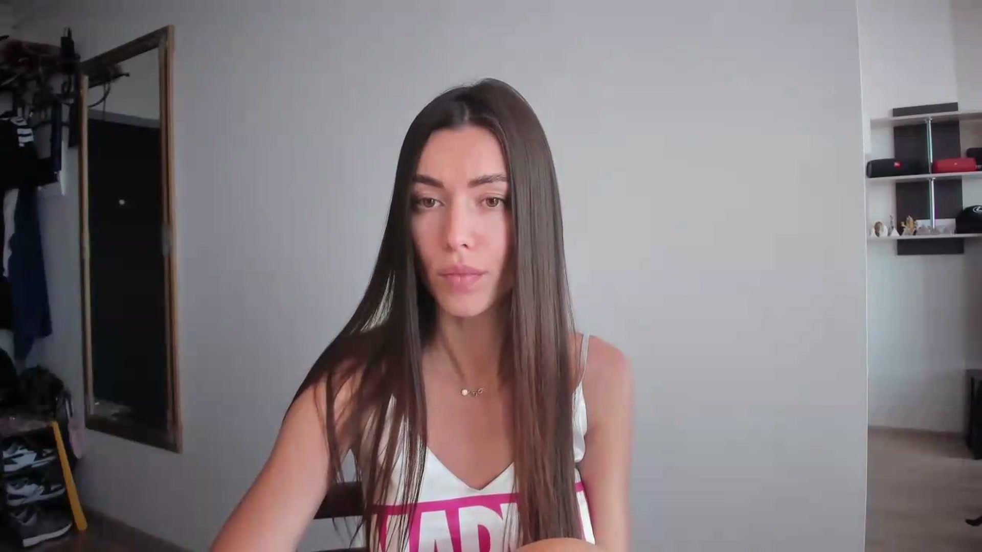 Gallery image thumbnail from laurensaenz's myfreecams stream on, 06/22/2026, 08:06 image 16 of 20