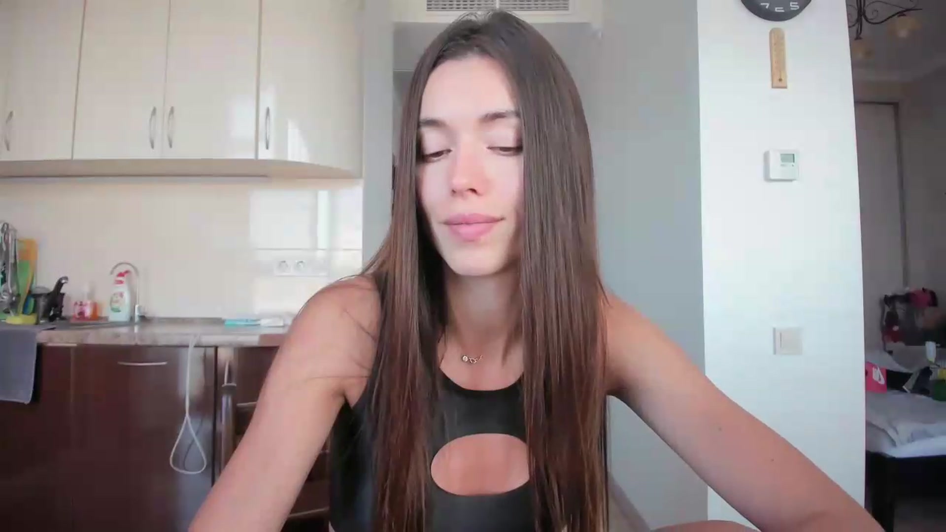 Gallery image thumbnail from laurensaenz's myfreecams stream on, 06/24/2026, 13:45 image 18 of 20
