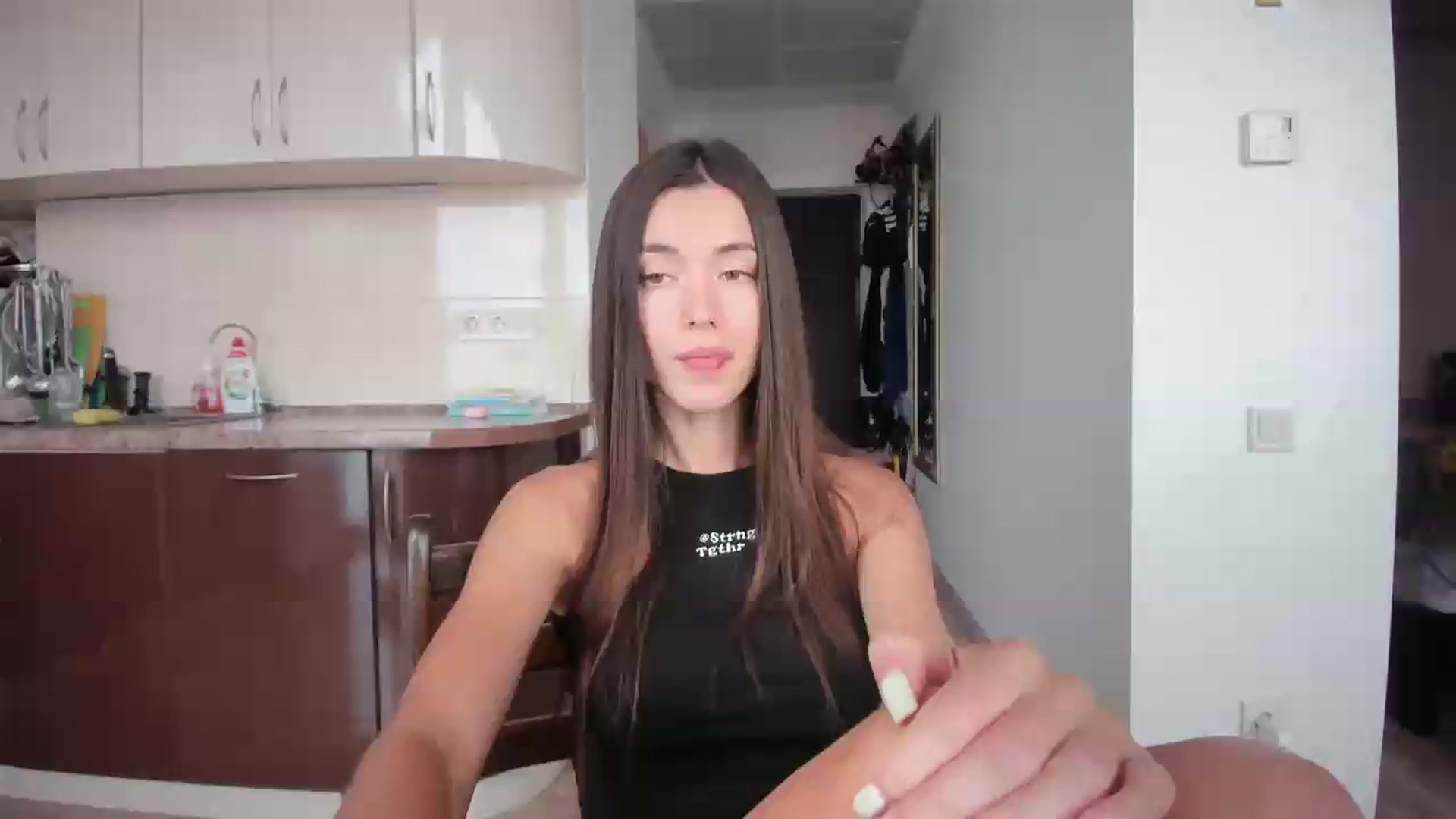 Gallery image thumbnail from laurensaenz's myfreecams stream on, 06/26/2026, 10:20 image 16 of 20