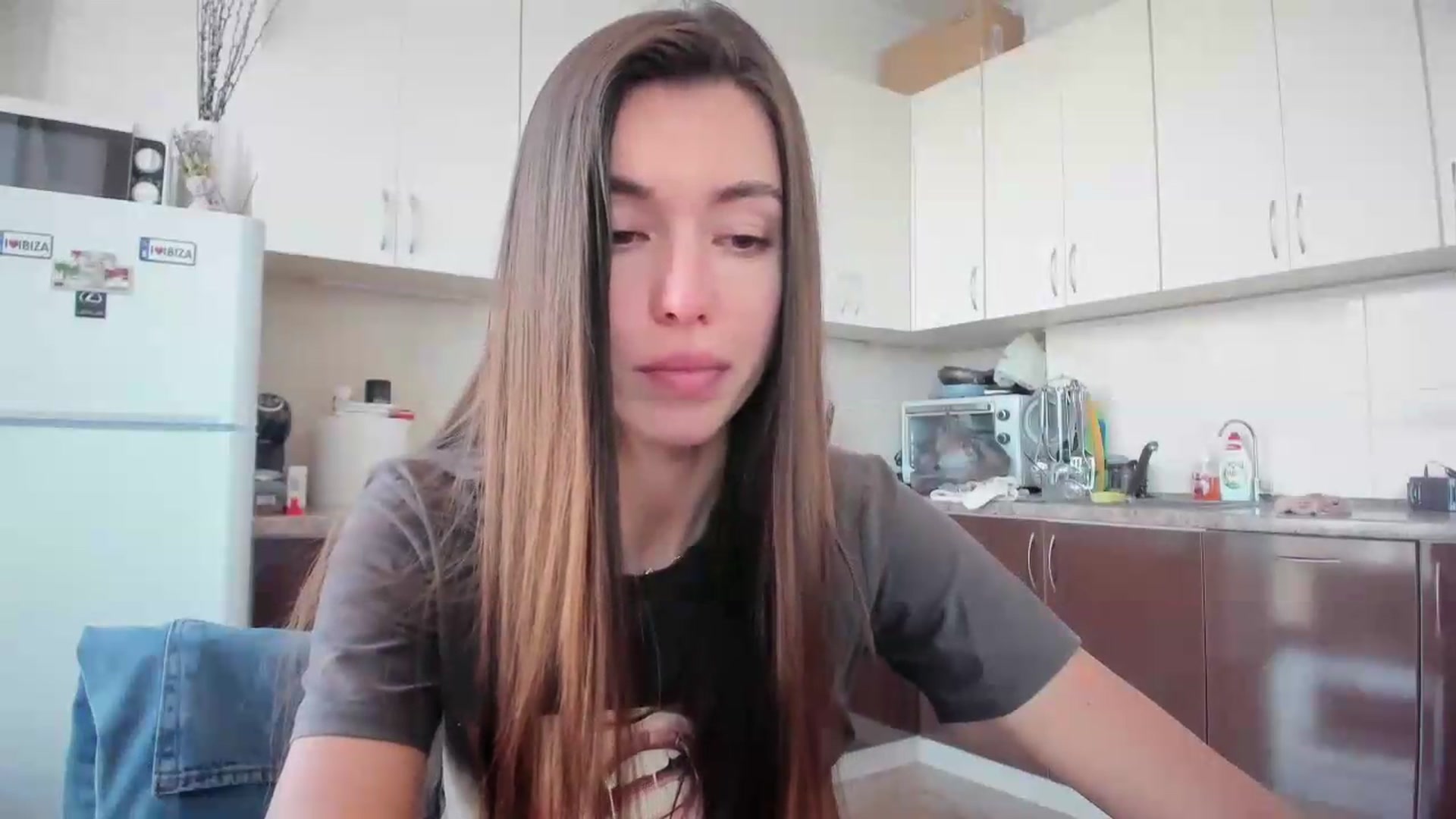 Gallery image thumbnail from laurensaenz's myfreecams stream on, 06/27/2026, 11:54 image 5 of 20